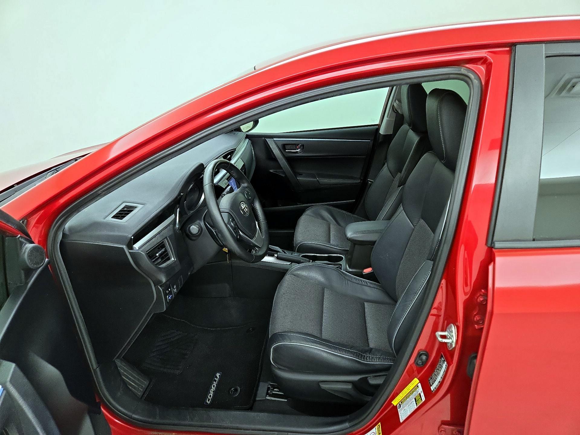 Thumbnail: 2015 Toyota Corolla - 11