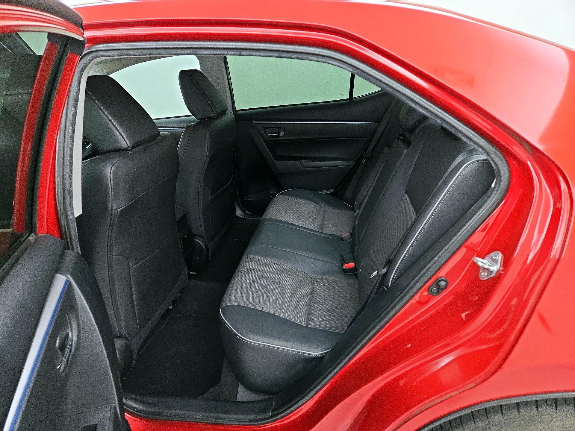 Thumbnail: 2015 Toyota Corolla - 19