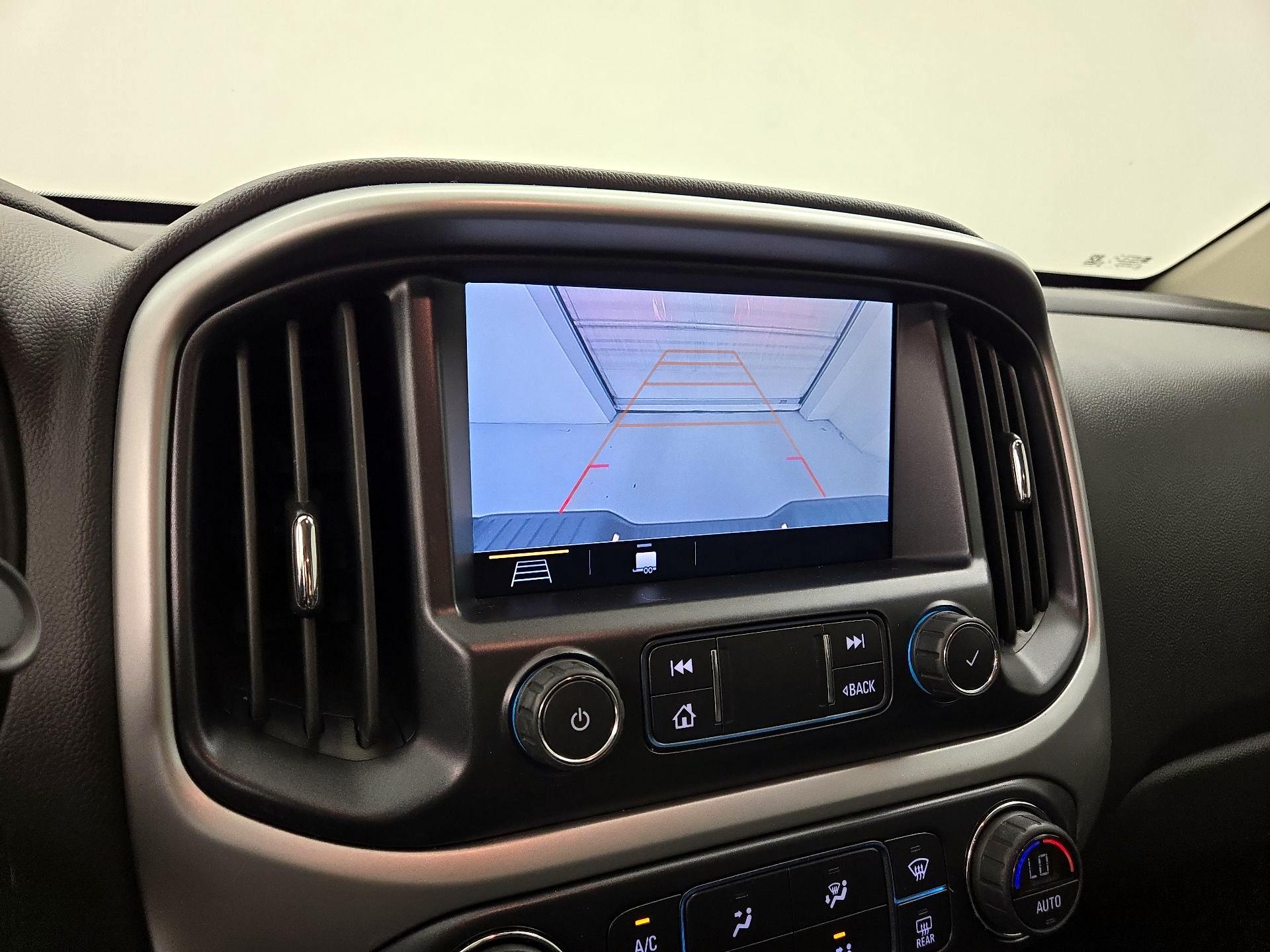 Thumbnail: 2021 Chevrolet Colorado - 14