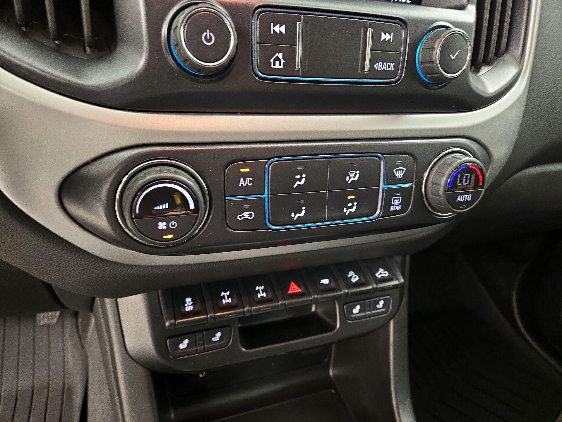 Thumbnail: 2021 Chevrolet Colorado - 16