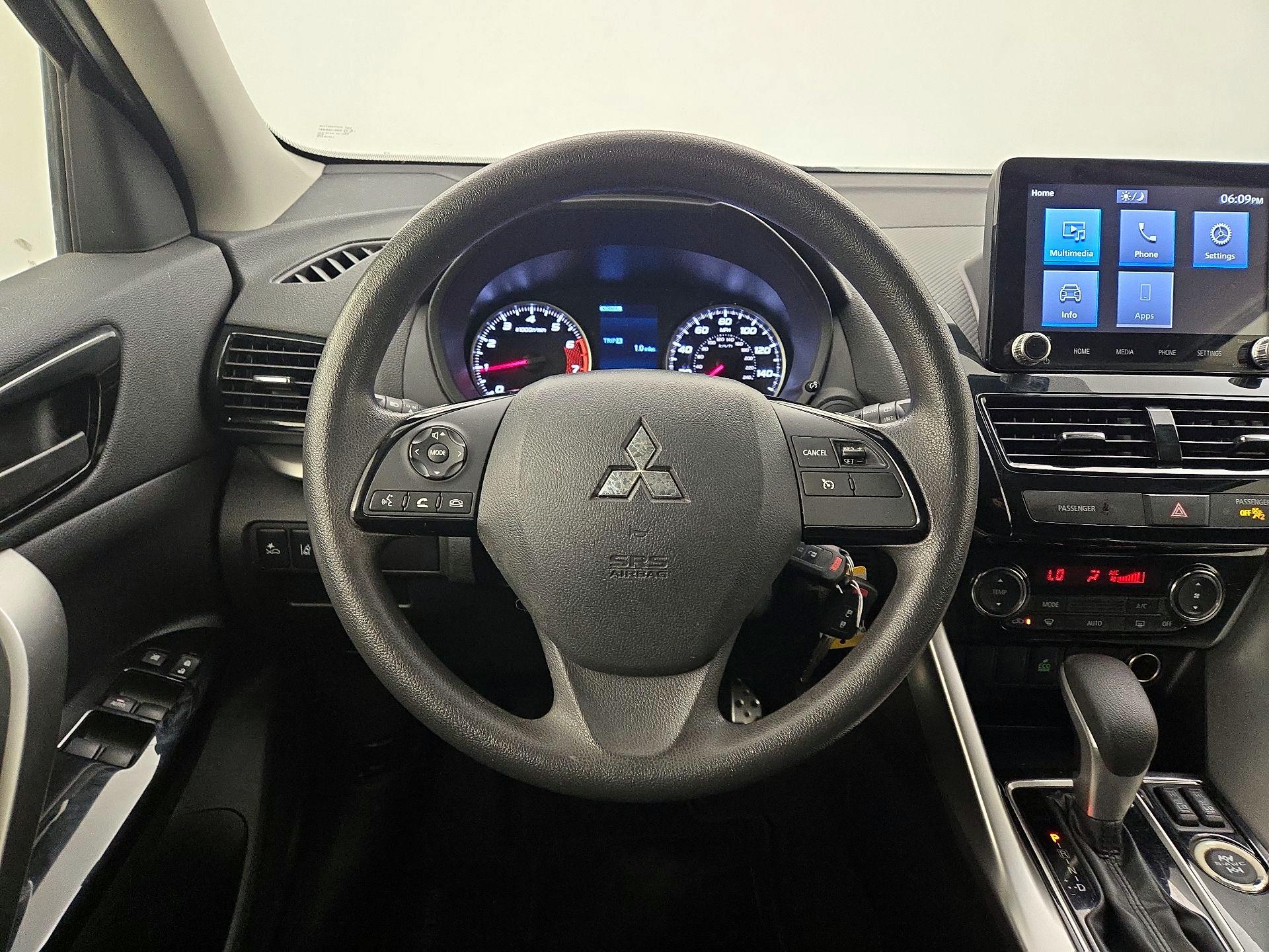 Thumbnail: 2022 Mitsubishi Eclipse Cross - 10