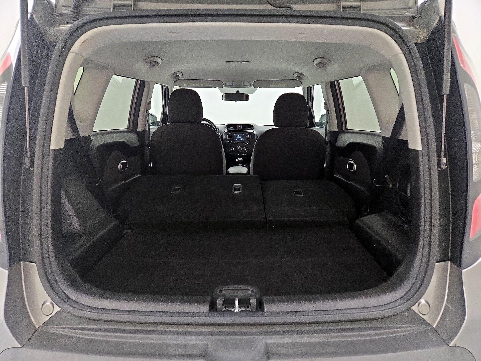 Thumbnail: 2016 Kia Soul - 20