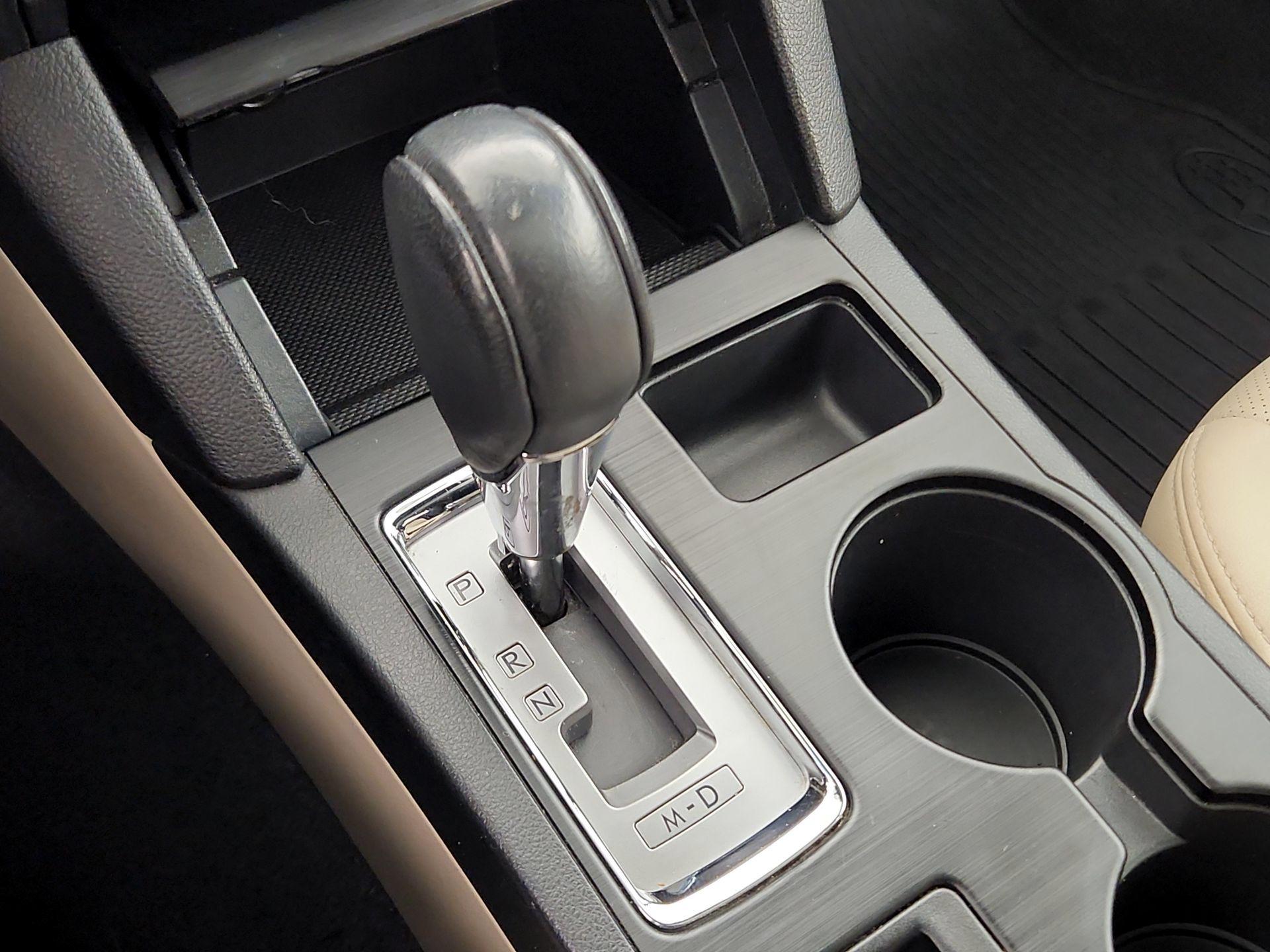 Thumbnail: 2015 Subaru Outback - 18