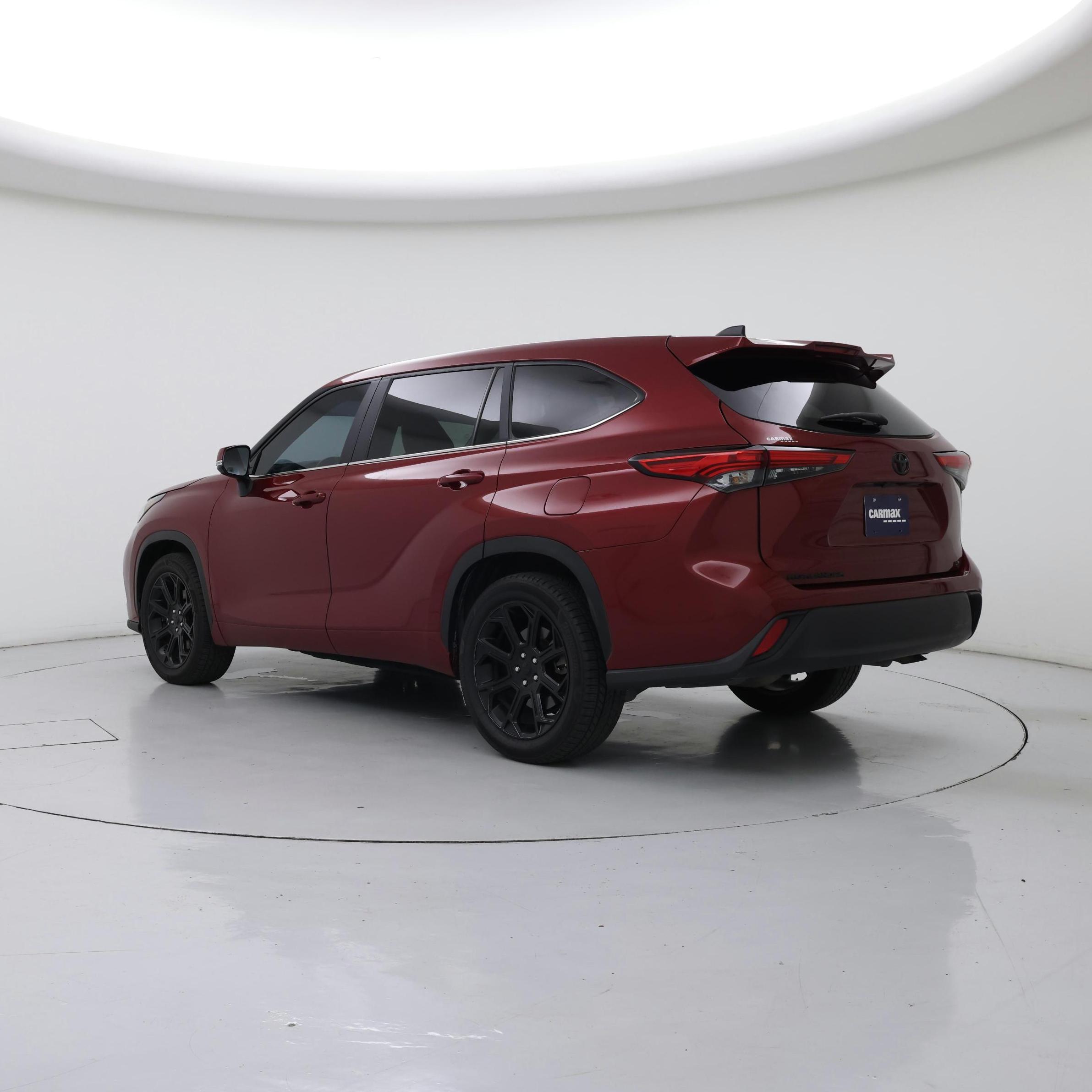 Thumbnail: 2023 Toyota Highlander - 2