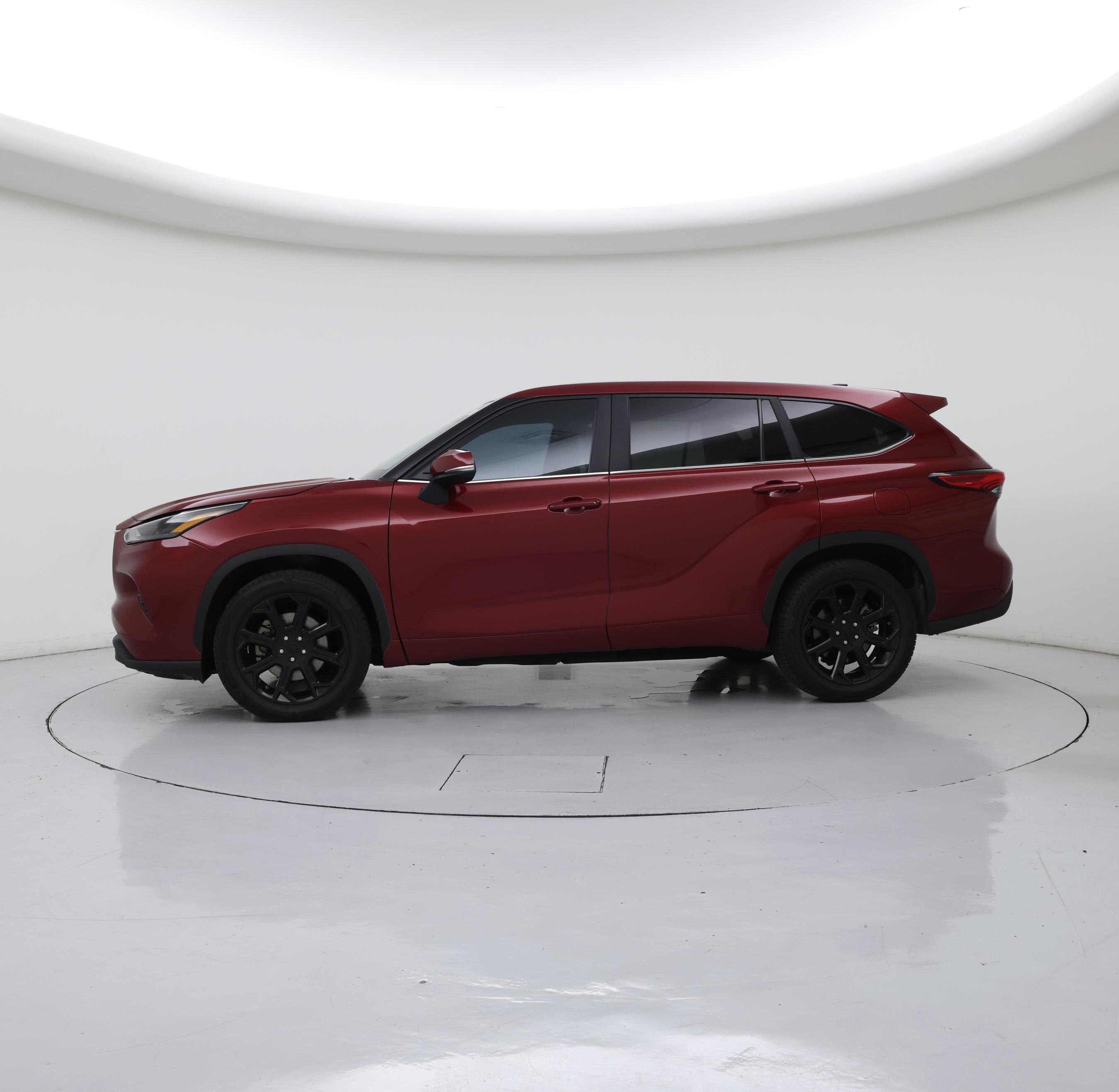 Thumbnail: 2023 Toyota Highlander - 3