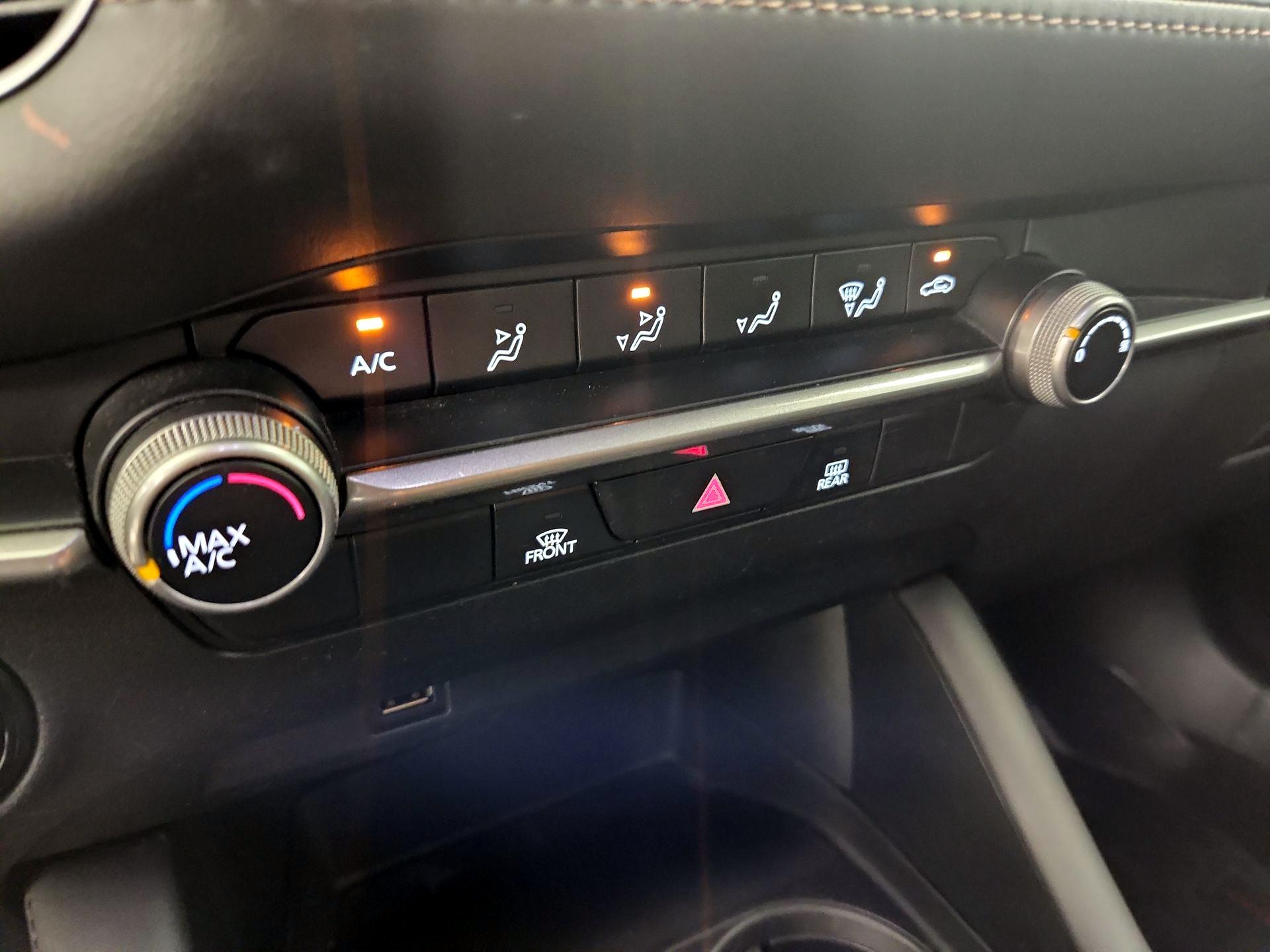 Thumbnail: 2021 Mazda Mazda3 - 16