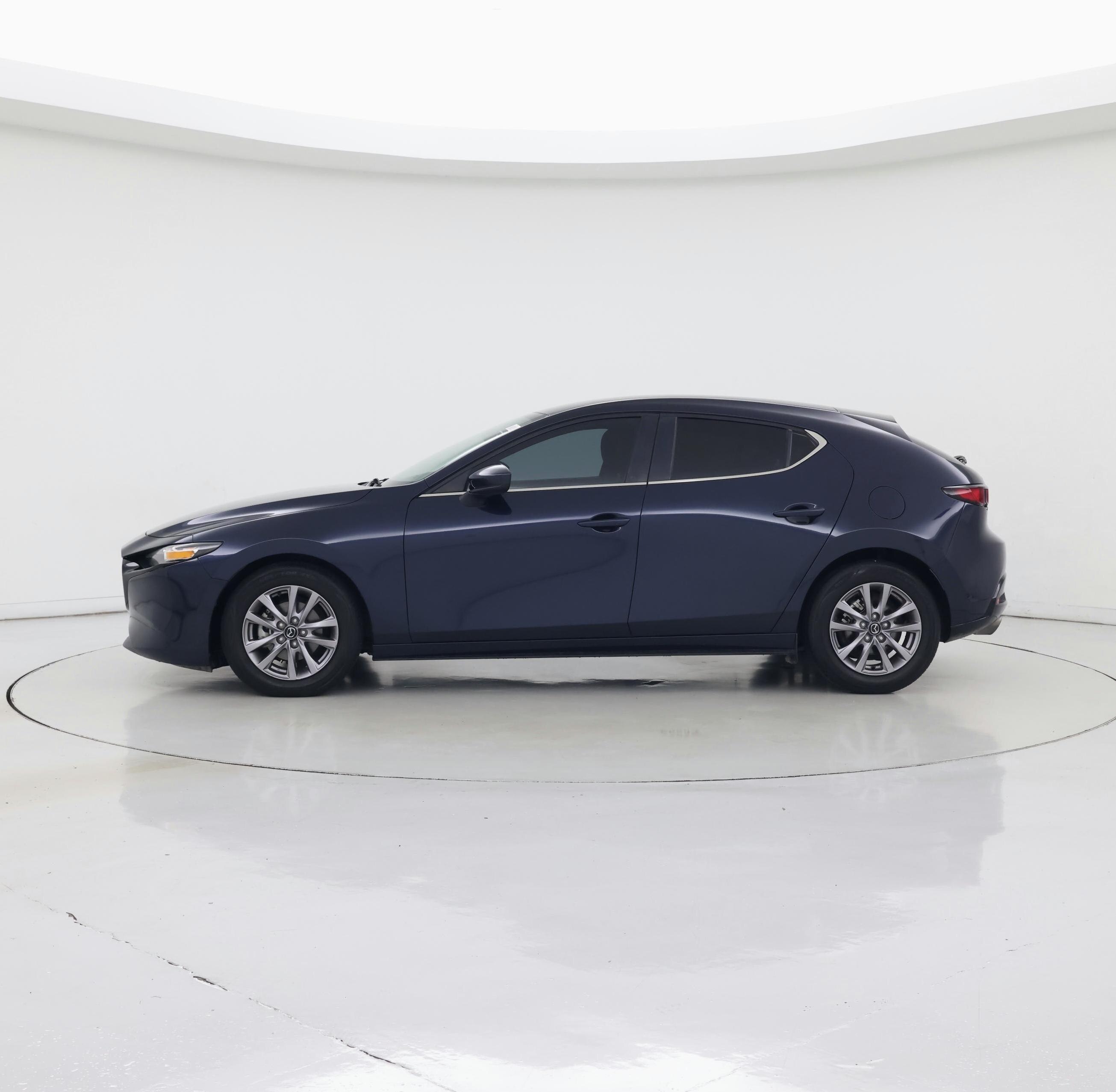 Thumbnail: 2021 Mazda Mazda3 - 3