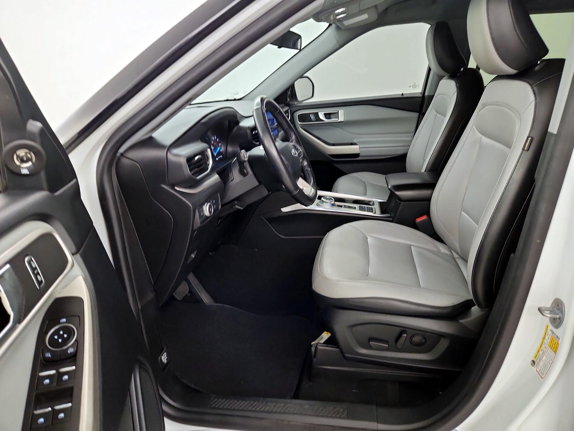 Thumbnail: 2021 Ford Explorer - 11