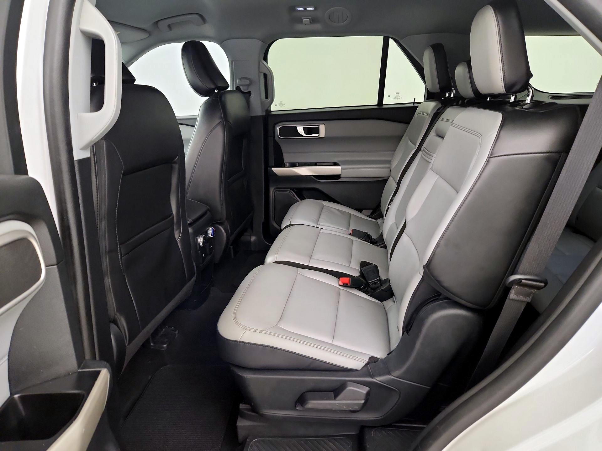 Thumbnail: 2021 Ford Explorer - 19