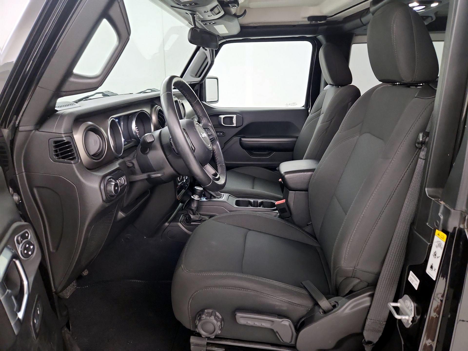 Thumbnail: 2019 Jeep Wrangler - 11