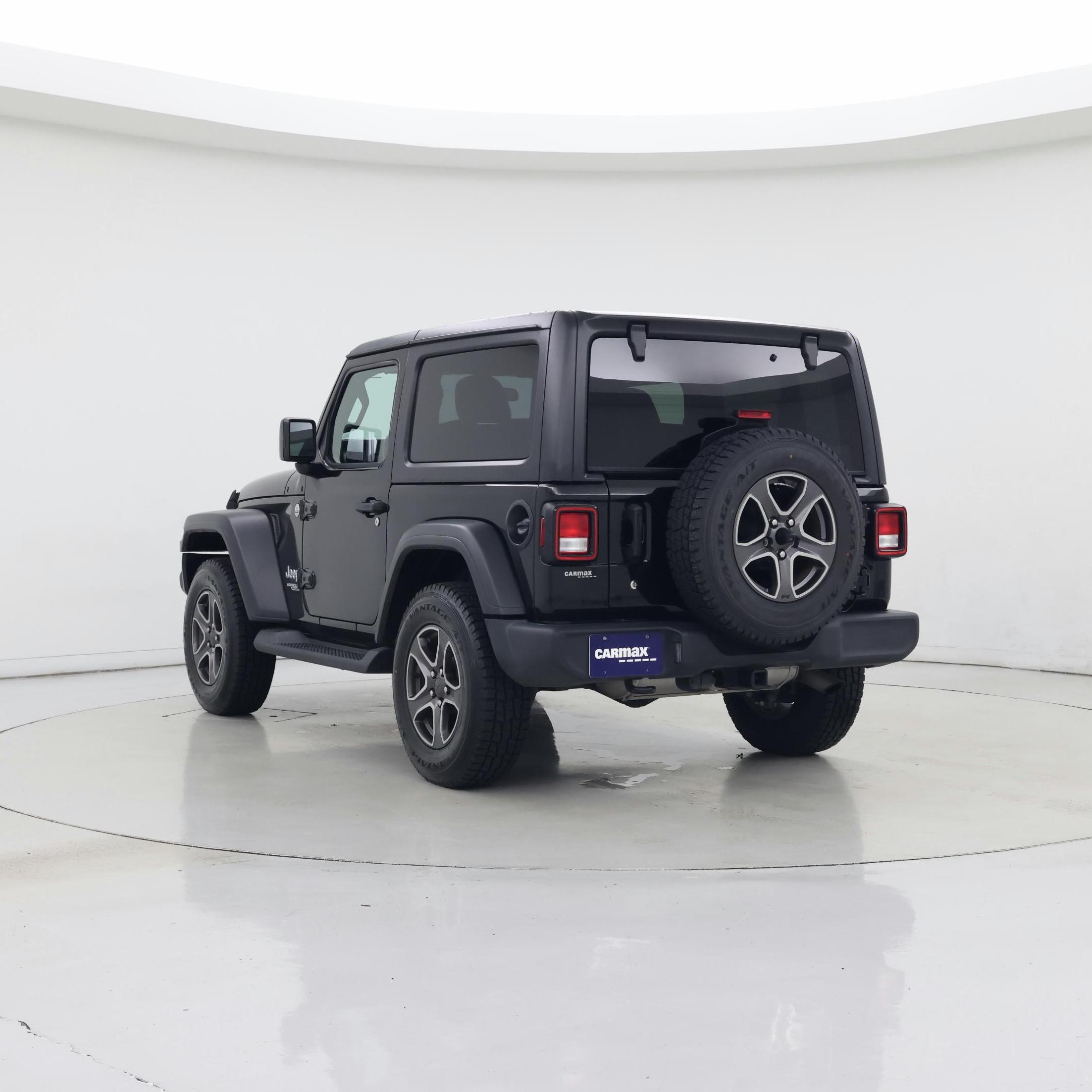 Thumbnail: 2019 Jeep Wrangler - 2