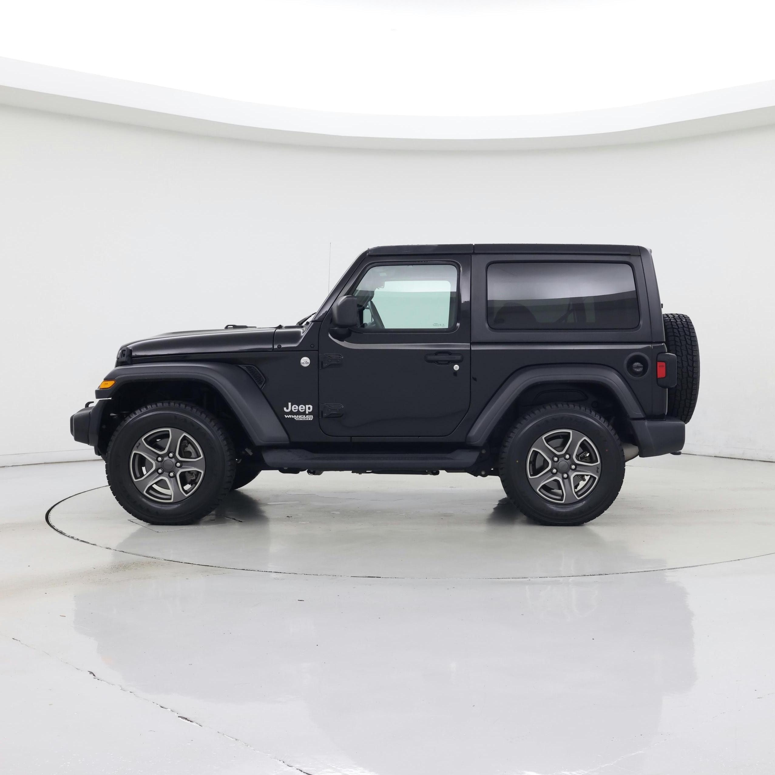 Thumbnail: 2019 Jeep Wrangler - 3