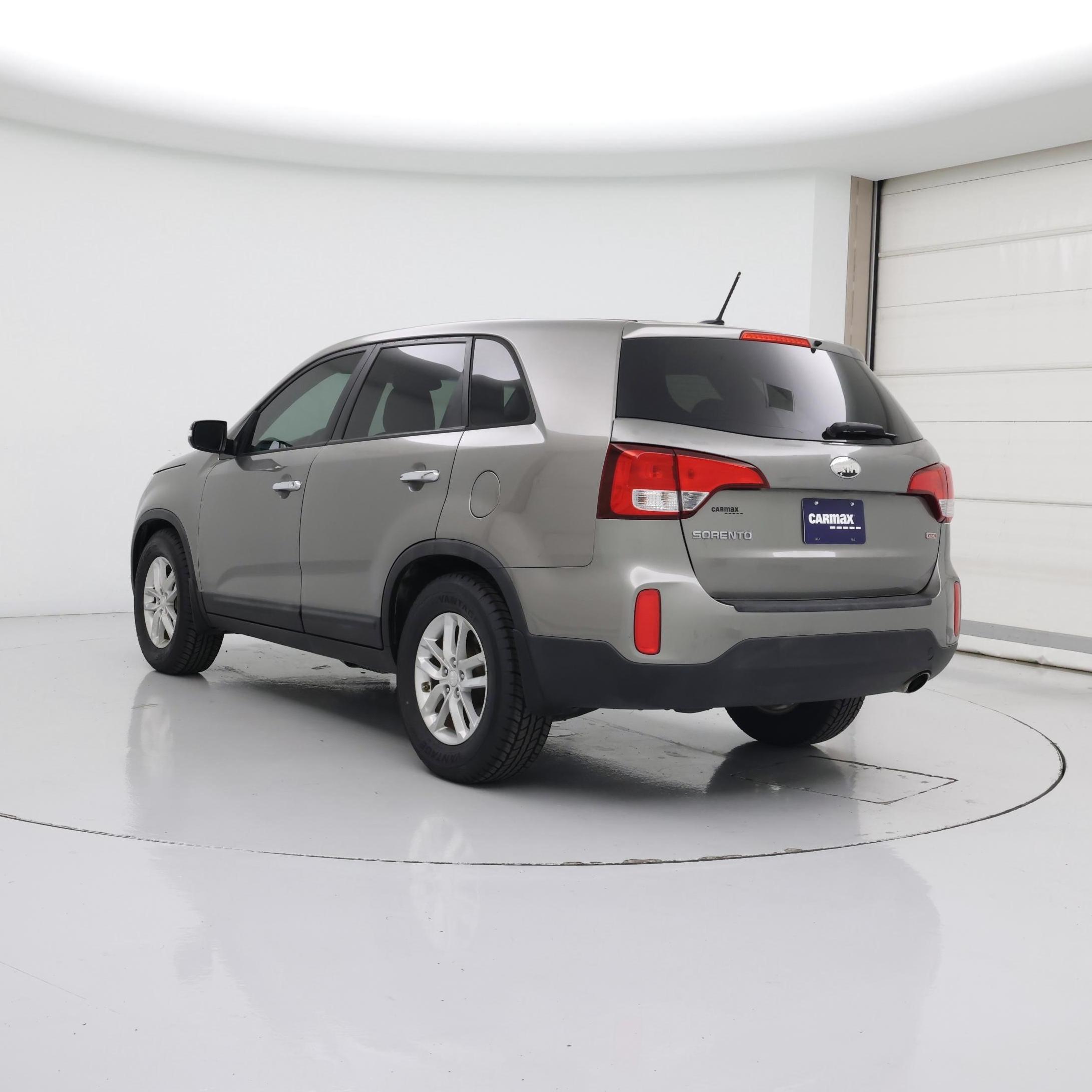Thumbnail: 2015 Kia Sorento - 2