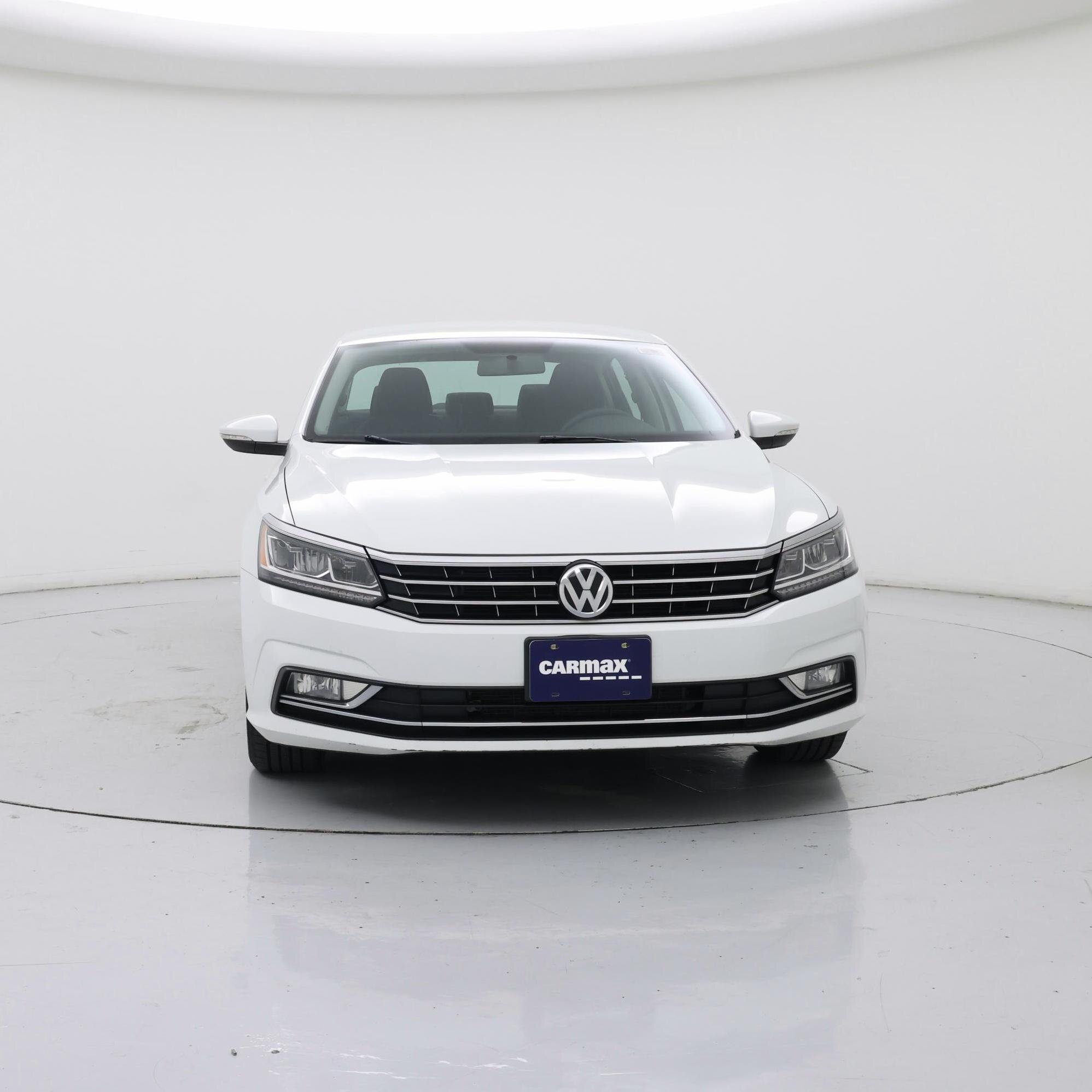 Thumbnail: 2016 Volkswagen Passat - 5