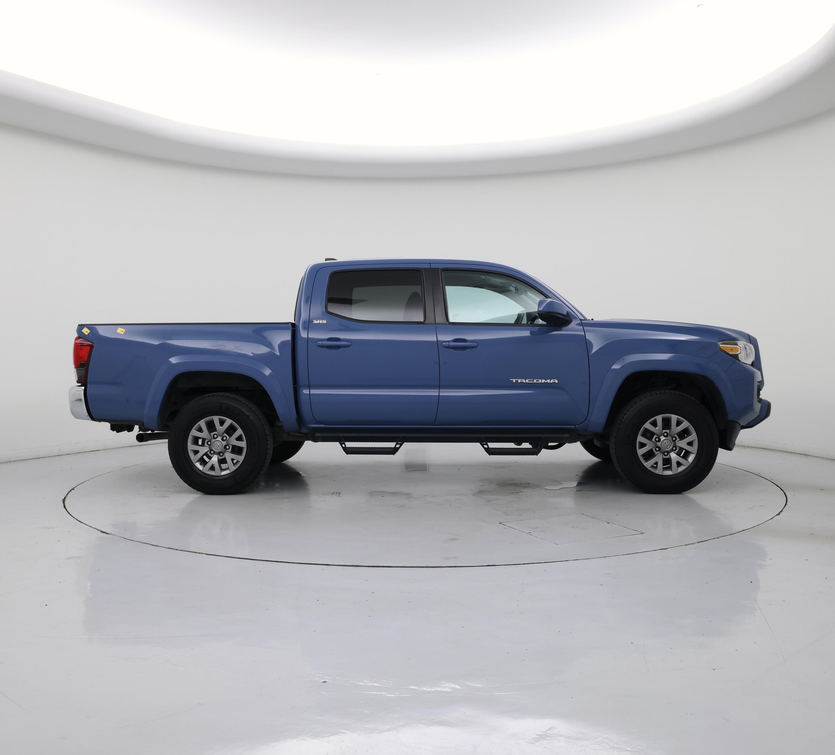 Thumbnail: 2019 Toyota Tacoma - 7