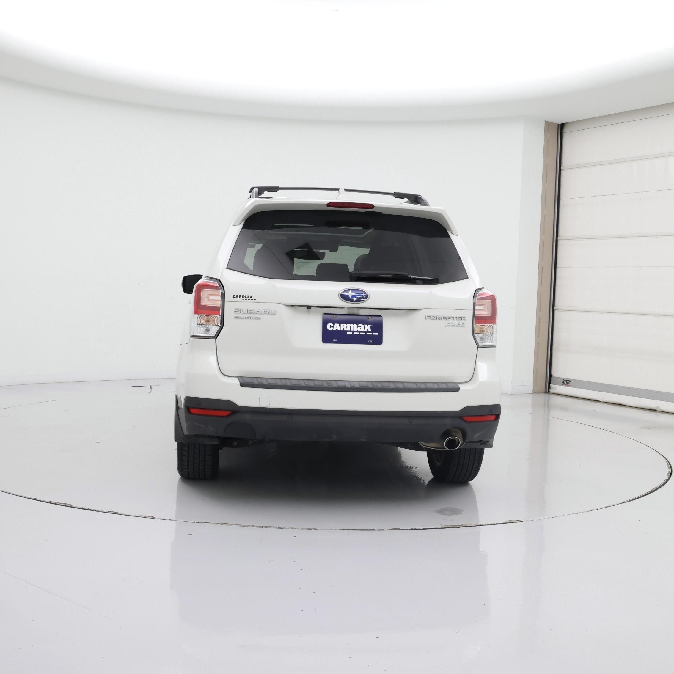 Thumbnail: 2017 Subaru Forester - 6