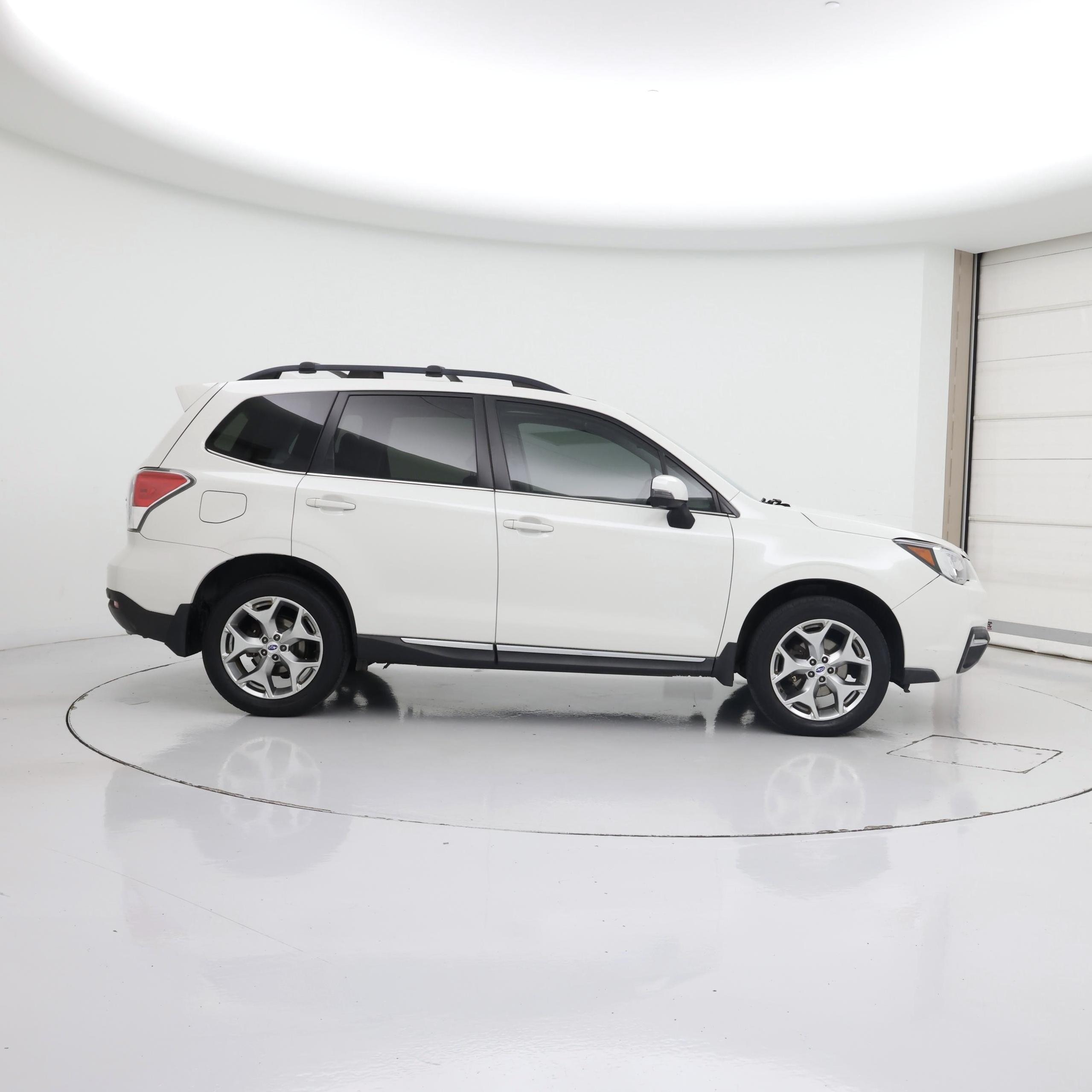 Thumbnail: 2017 Subaru Forester - 7