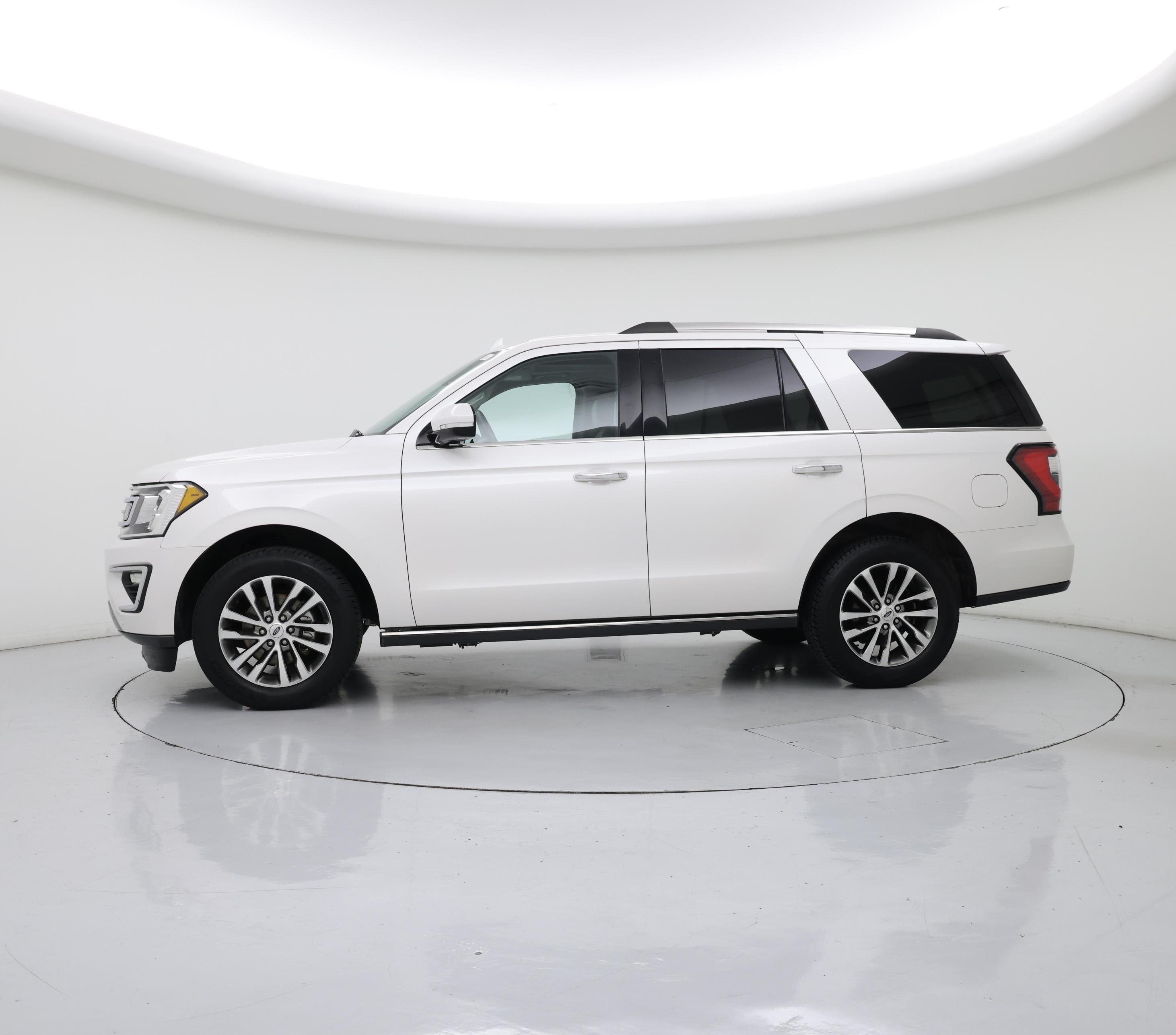 Thumbnail: 2018 Ford Expedition - 3