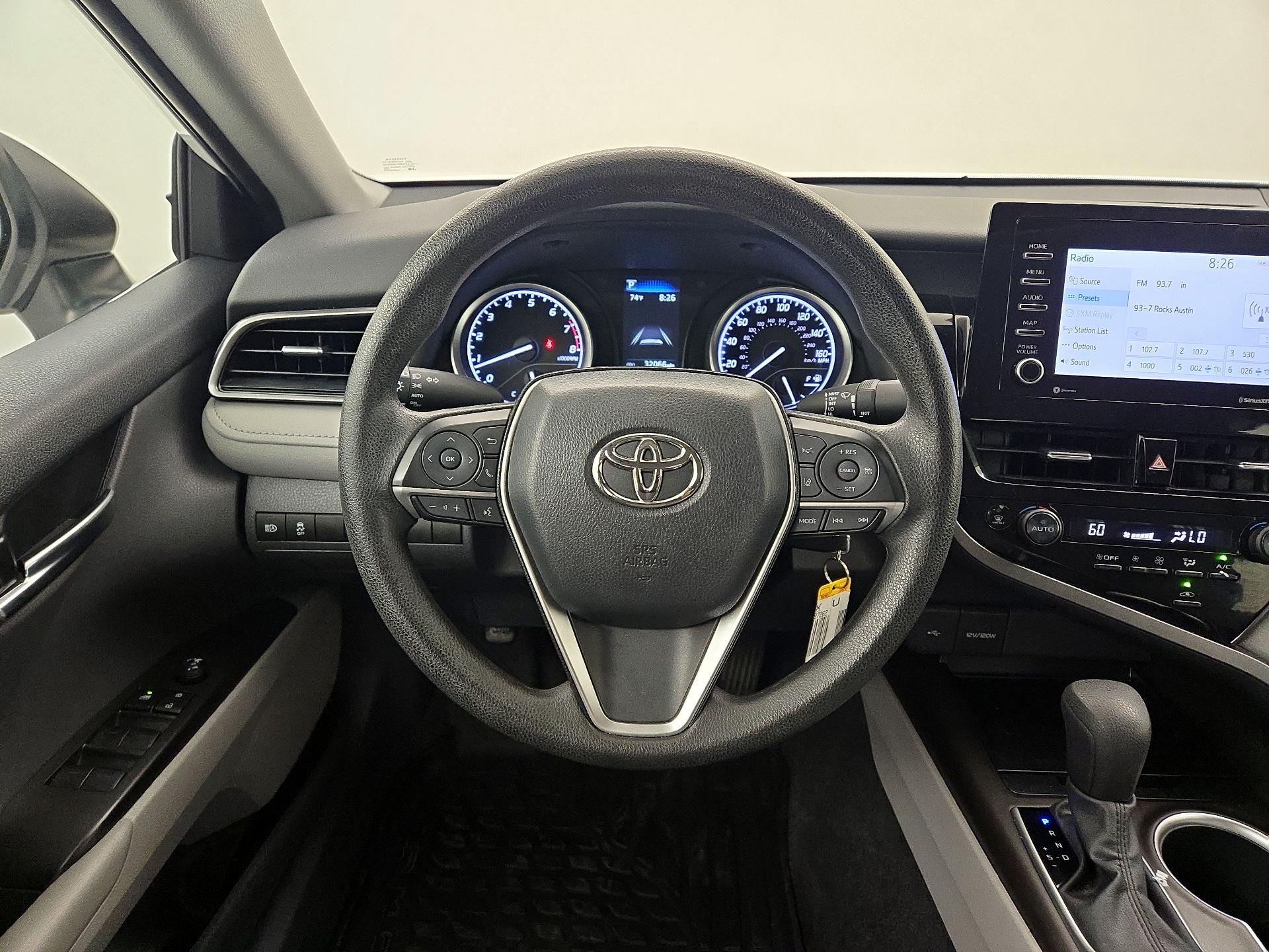 Thumbnail: 2022 Toyota Camry - 10