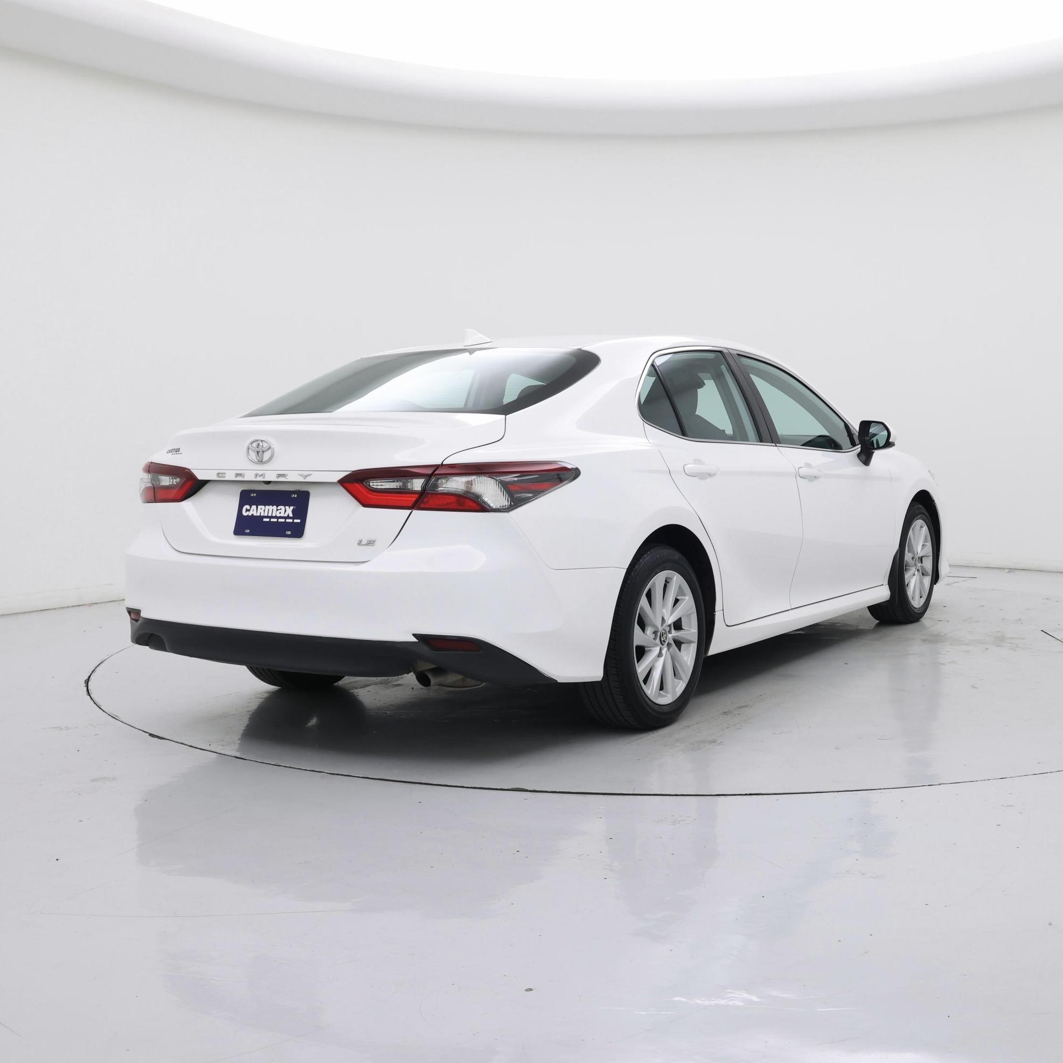 Thumbnail: 2022 Toyota Camry - 8