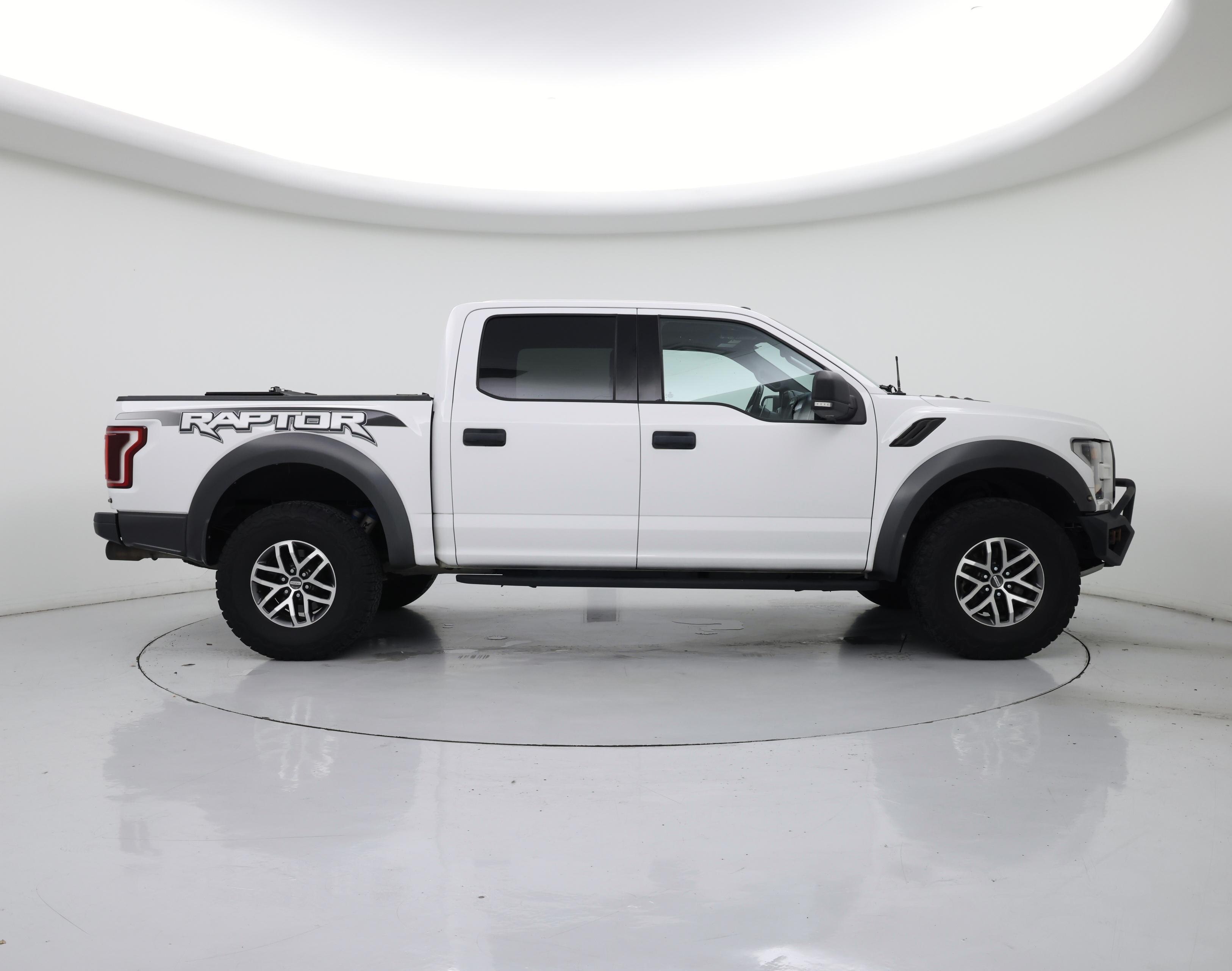Thumbnail: 2017 Ford F-150 - 7