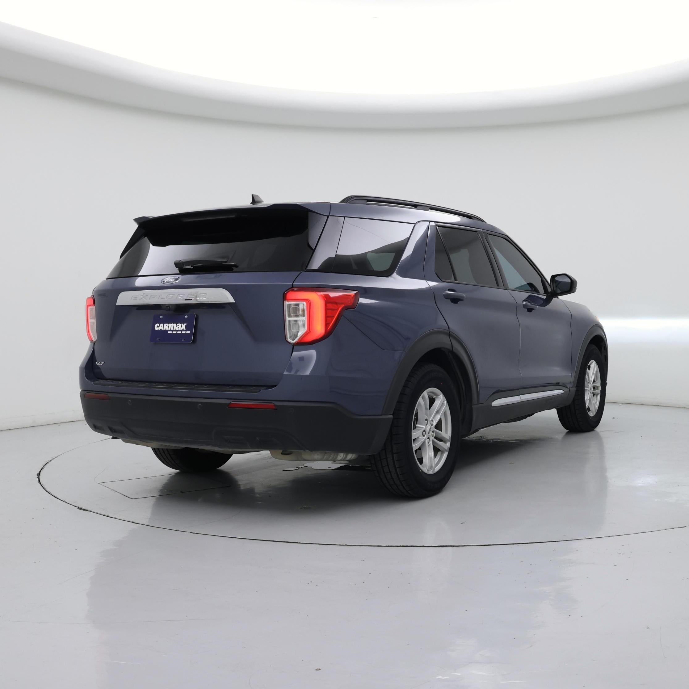 Thumbnail: 2021 Ford Explorer - 8