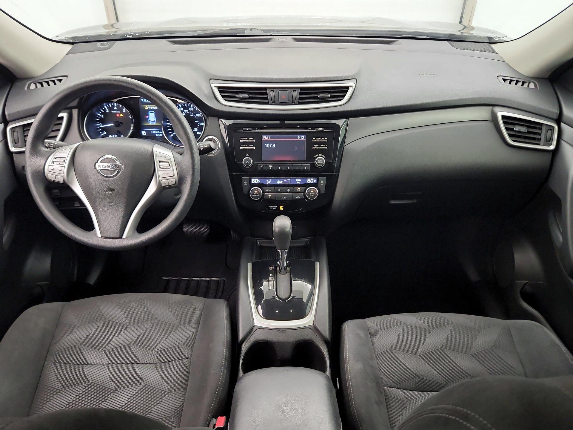 Thumbnail: 2016 Nissan Rogue - 9