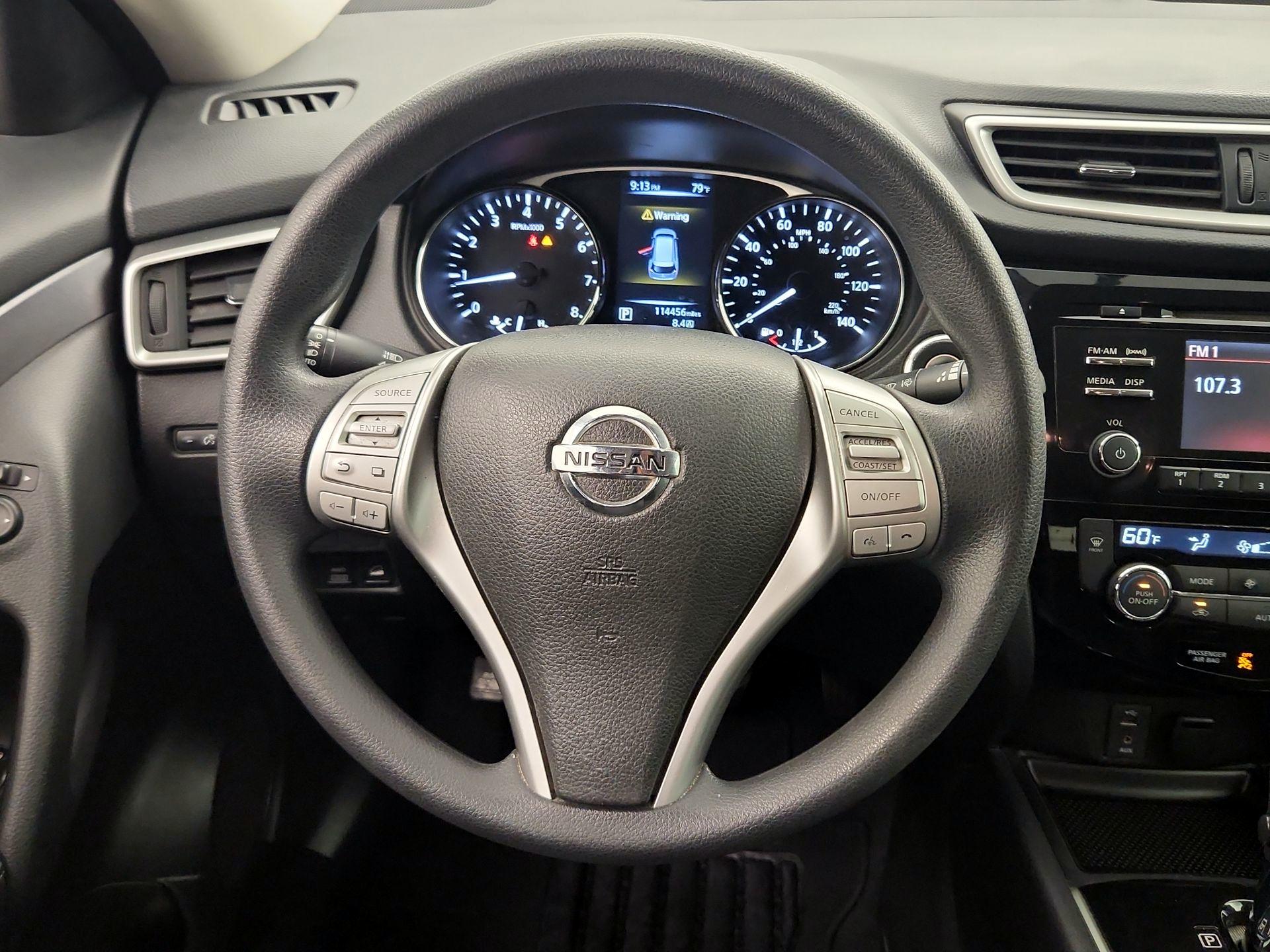 Thumbnail: 2016 Nissan Rogue - 10