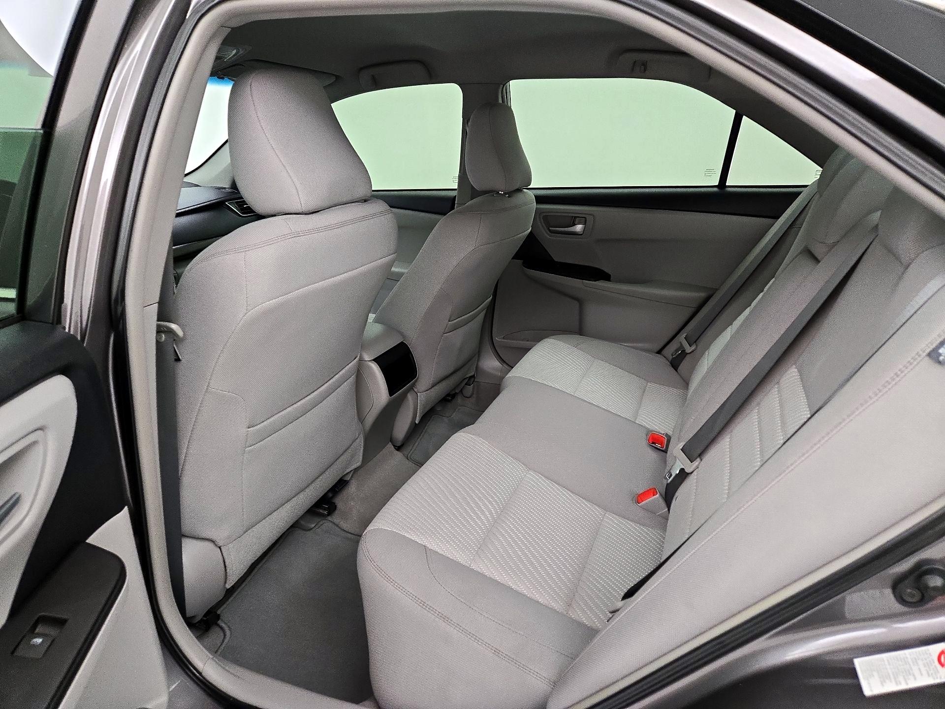 Thumbnail: 2015 Toyota Camry - 19