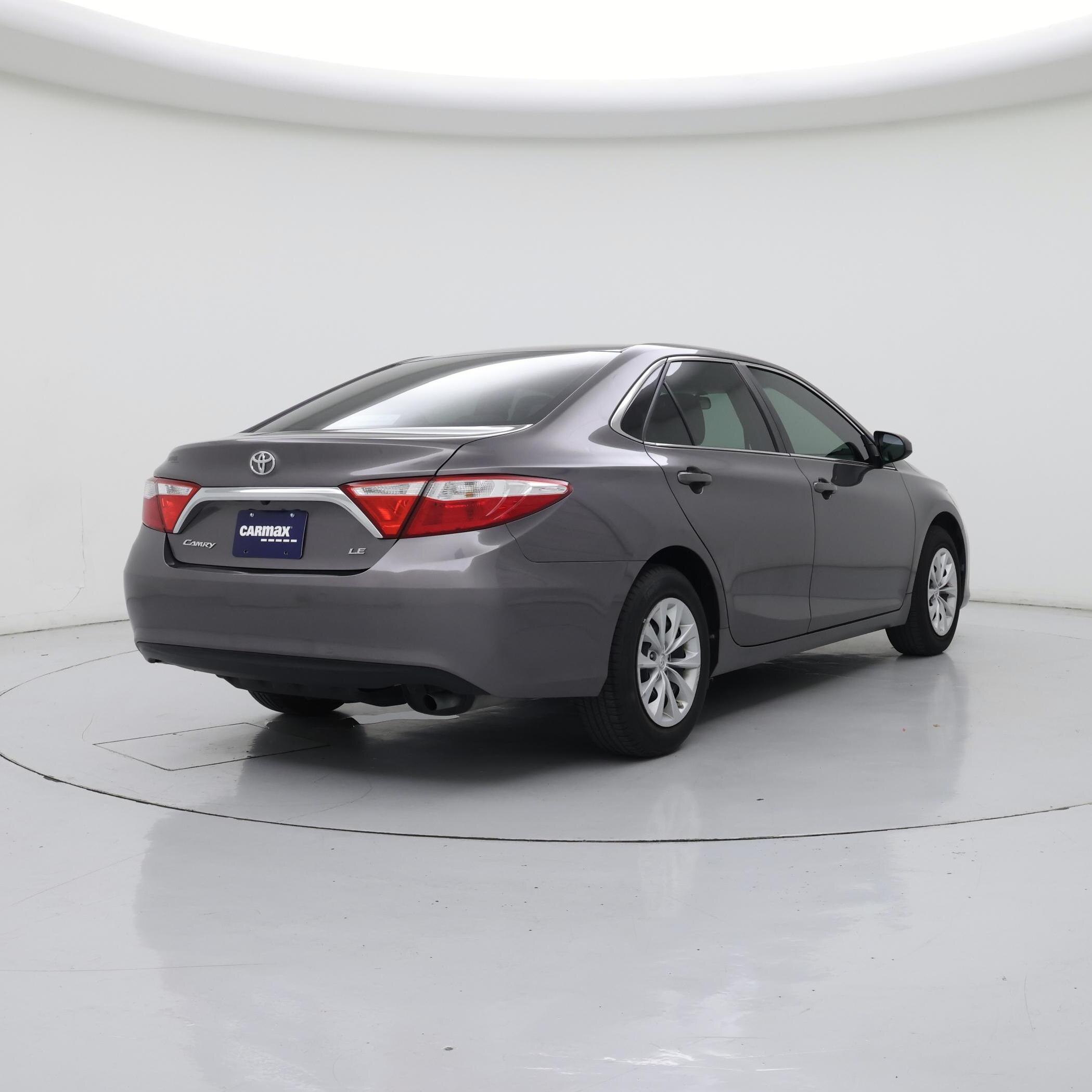 Thumbnail: 2015 Toyota Camry - 8