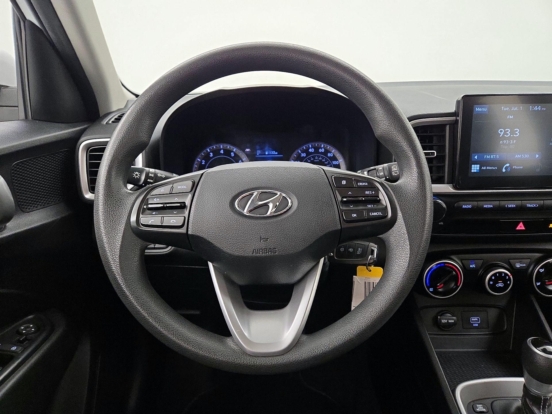 Thumbnail: 2021 Hyundai Venue - 10