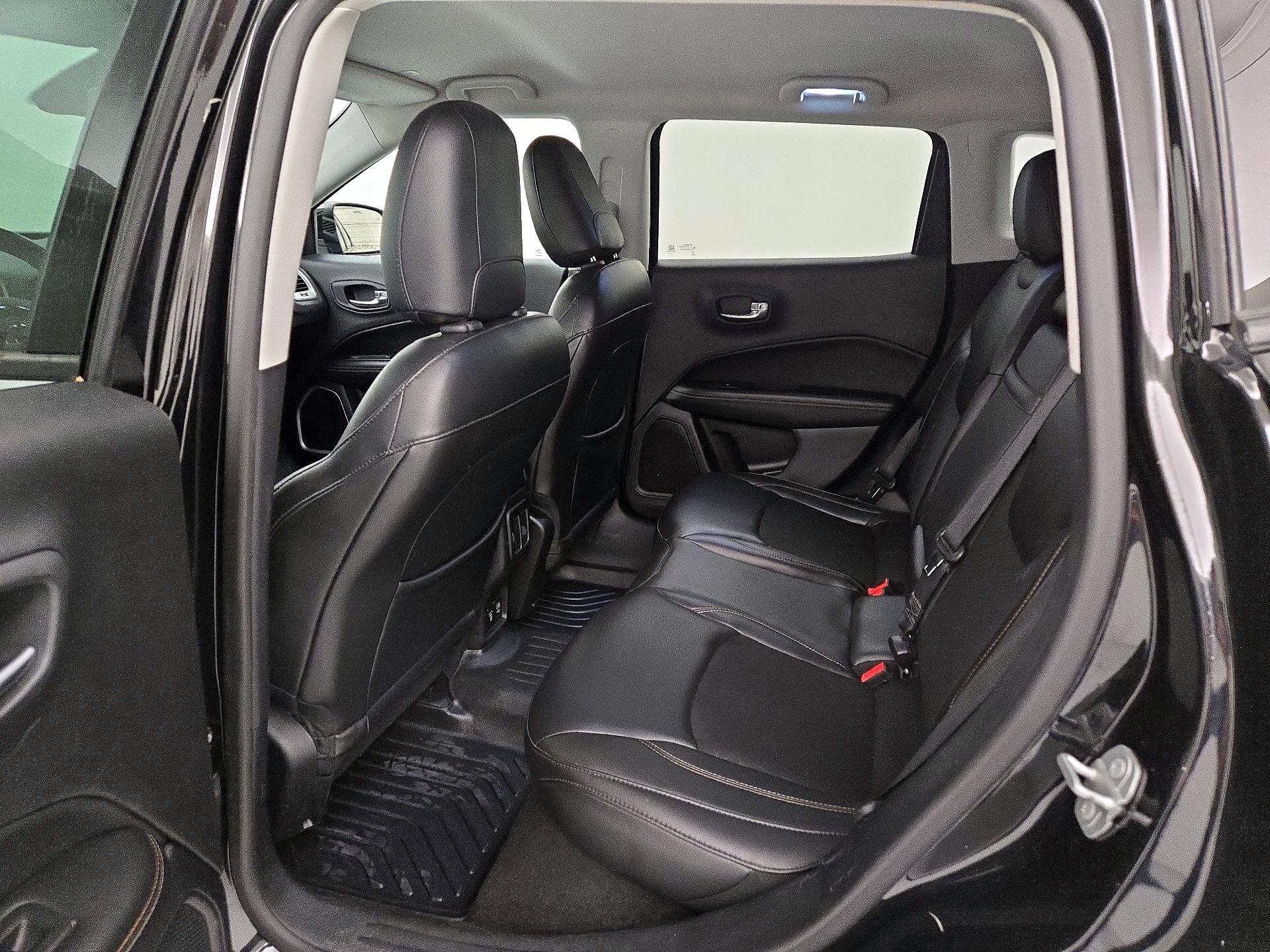 Thumbnail: 2018 Jeep Compass - 19