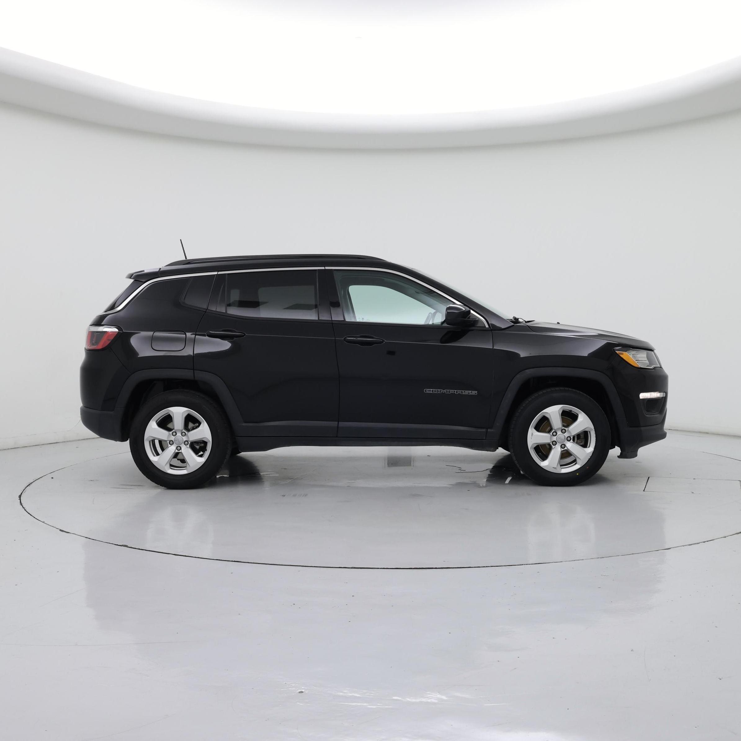 Thumbnail: 2018 Jeep Compass - 7