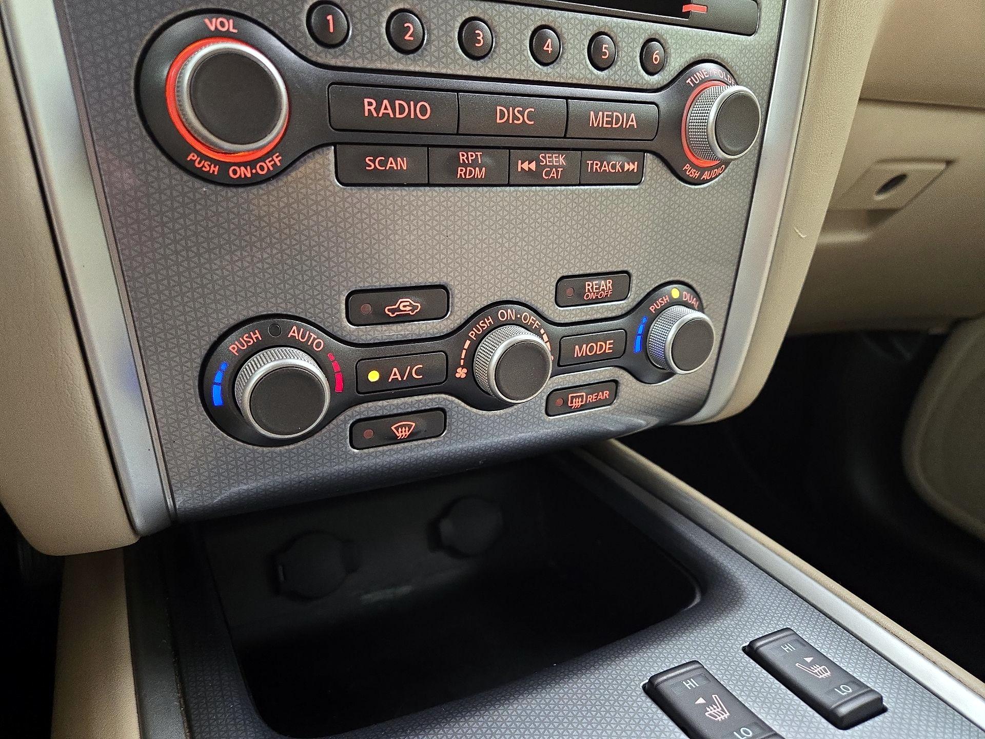 Thumbnail: 2017 Nissan Pathfinder - 16