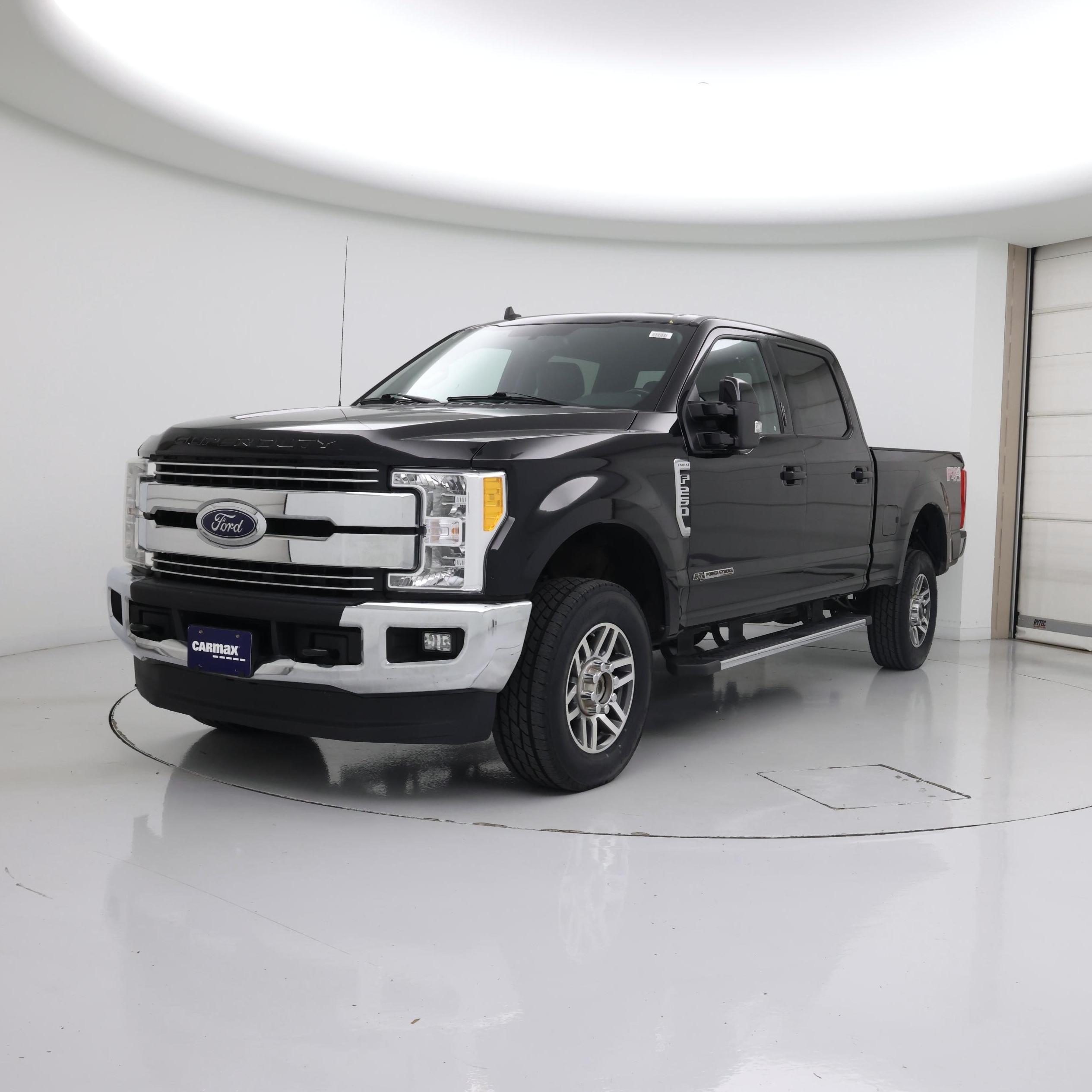 Thumbnail: 2019 Ford F-250 - 4