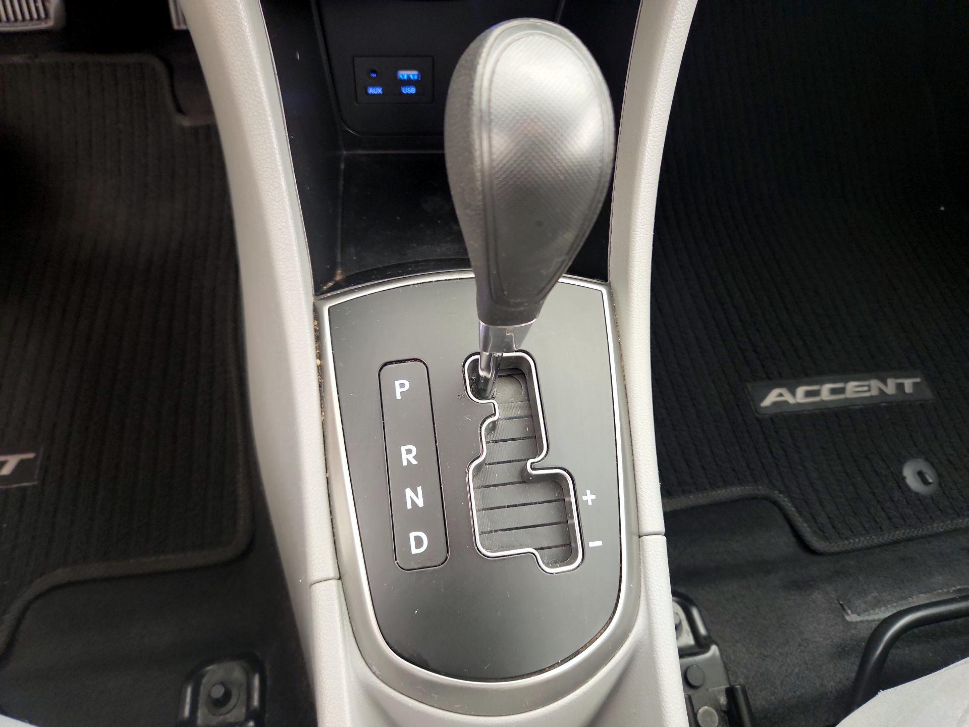 Thumbnail: 2017 Hyundai Accent - 16