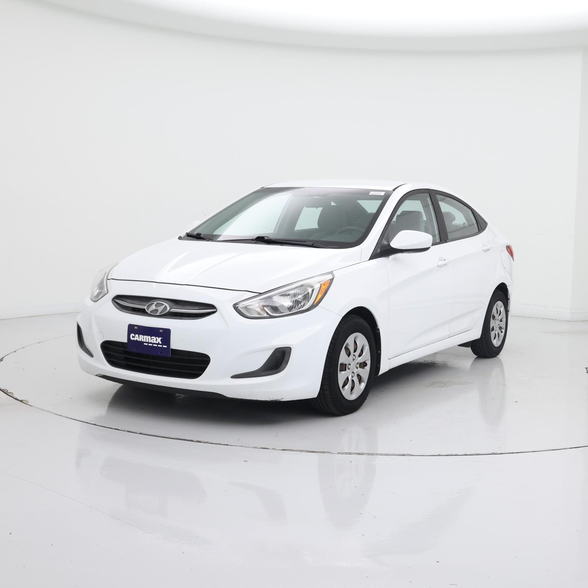 Thumbnail: 2017 Hyundai Accent - 4