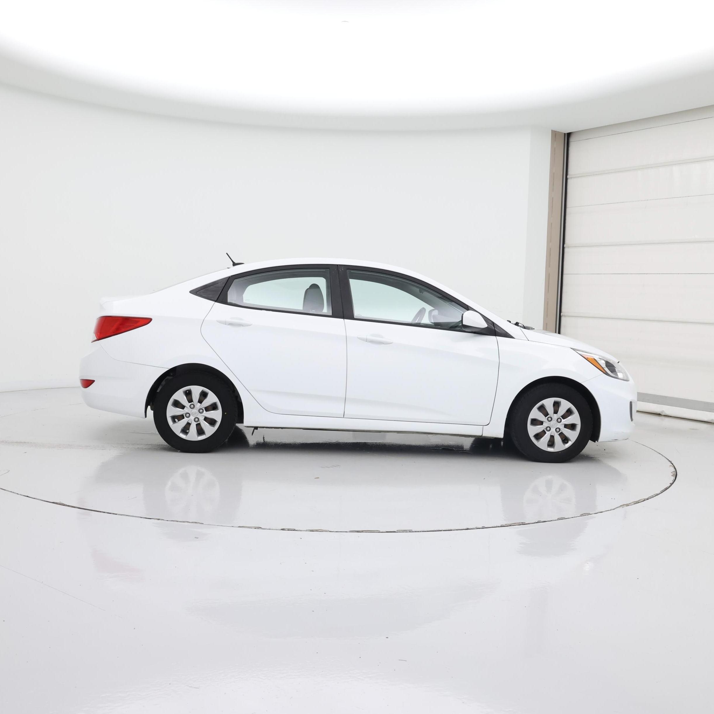 Thumbnail: 2017 Hyundai Accent - 7