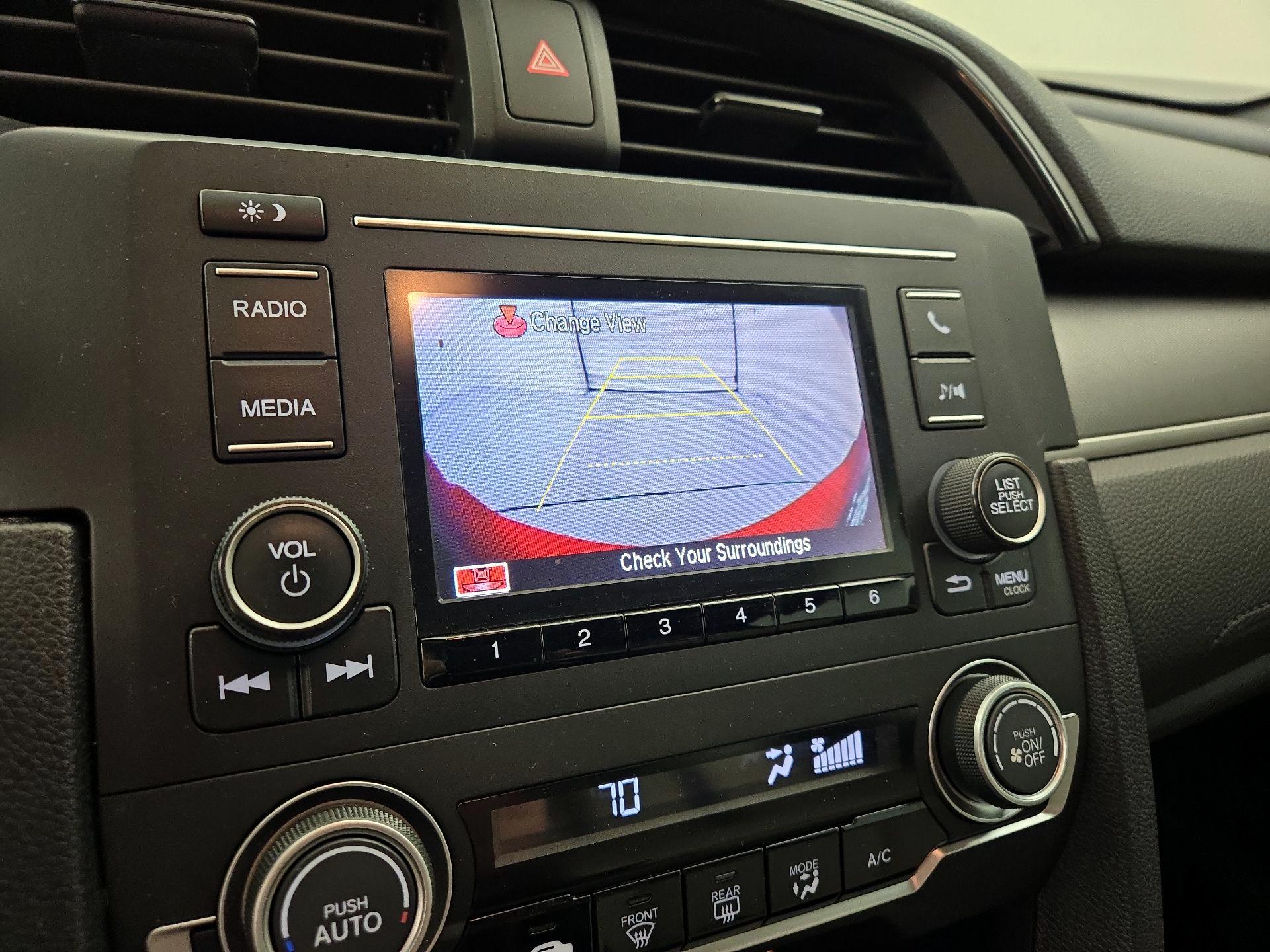 Thumbnail: 2016 Honda Civic - 14