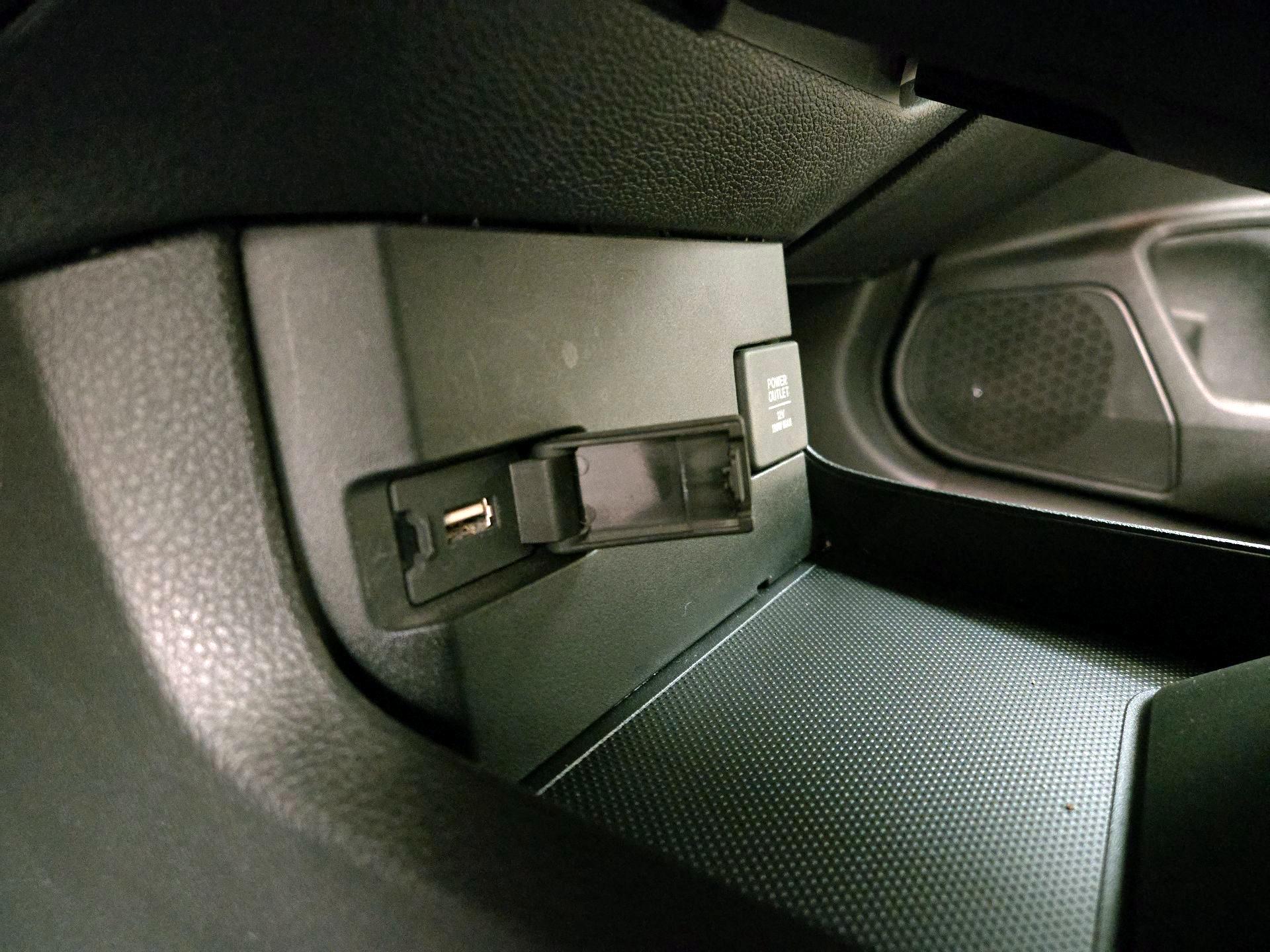 Thumbnail: 2016 Honda Civic - 18