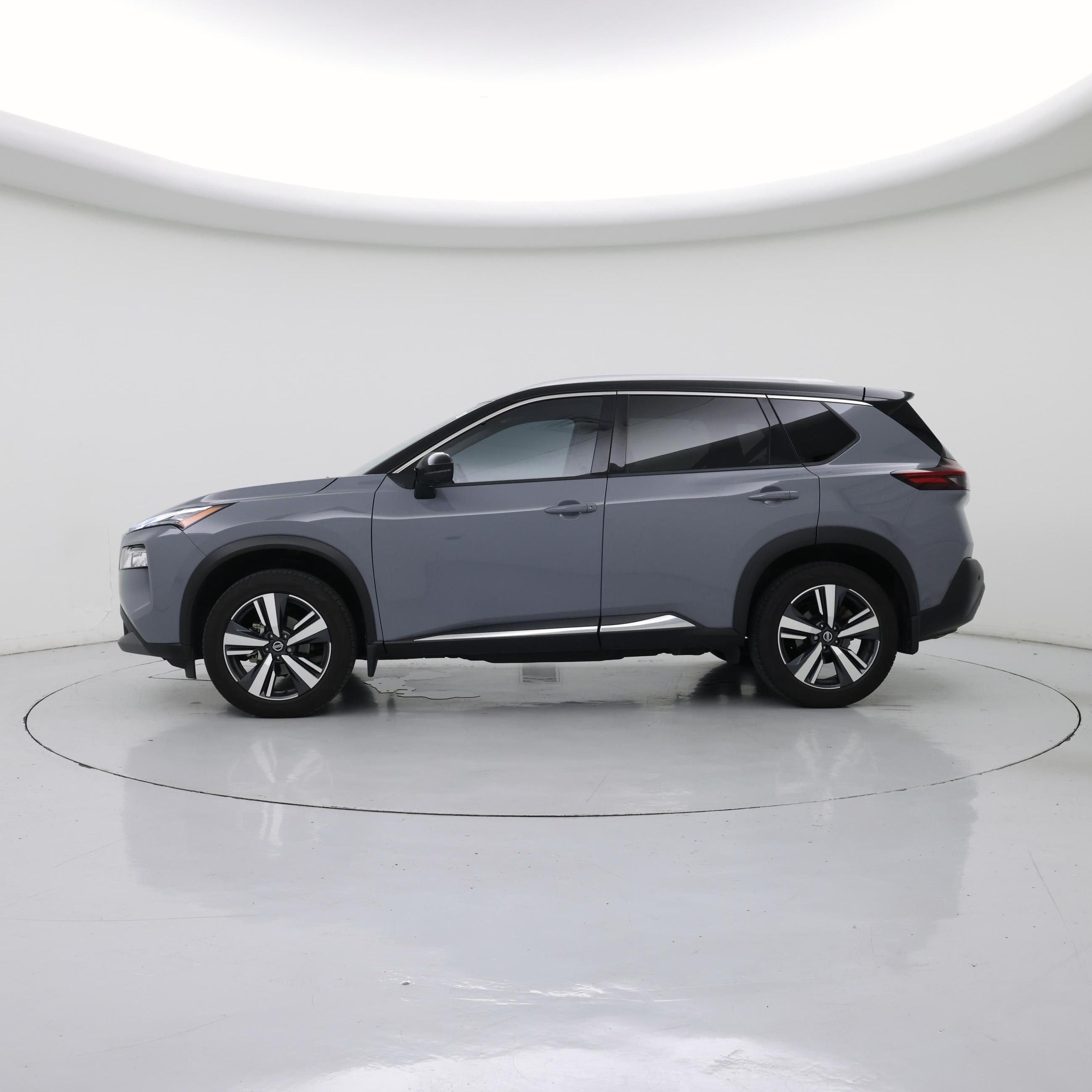 Thumbnail: 2021 Nissan Rogue - 3