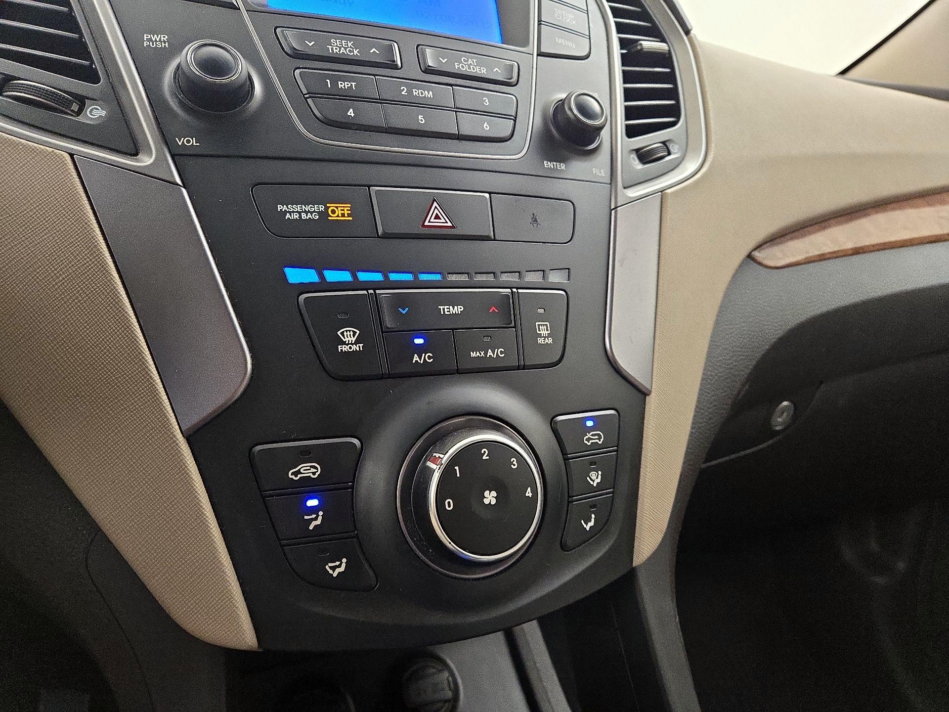 Thumbnail: 2013 Hyundai Santa Fe - 15