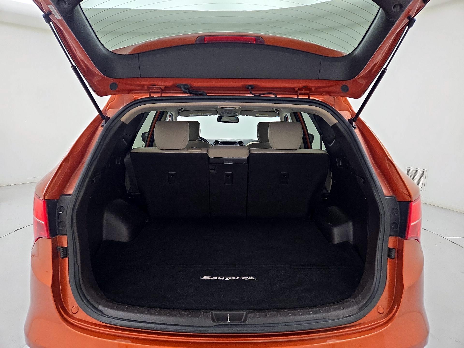 Thumbnail: 2013 Hyundai Santa Fe - 19