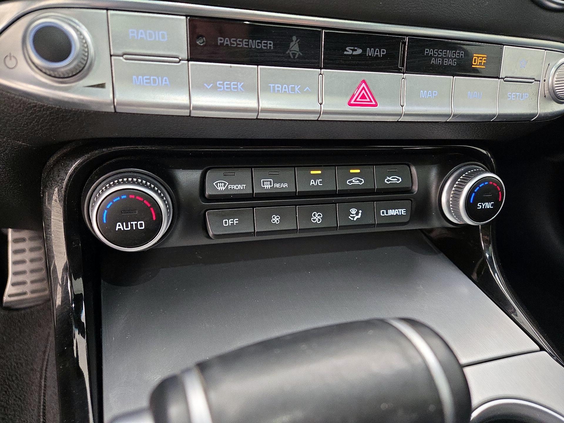 Thumbnail: 2019 Kia Stinger - 17