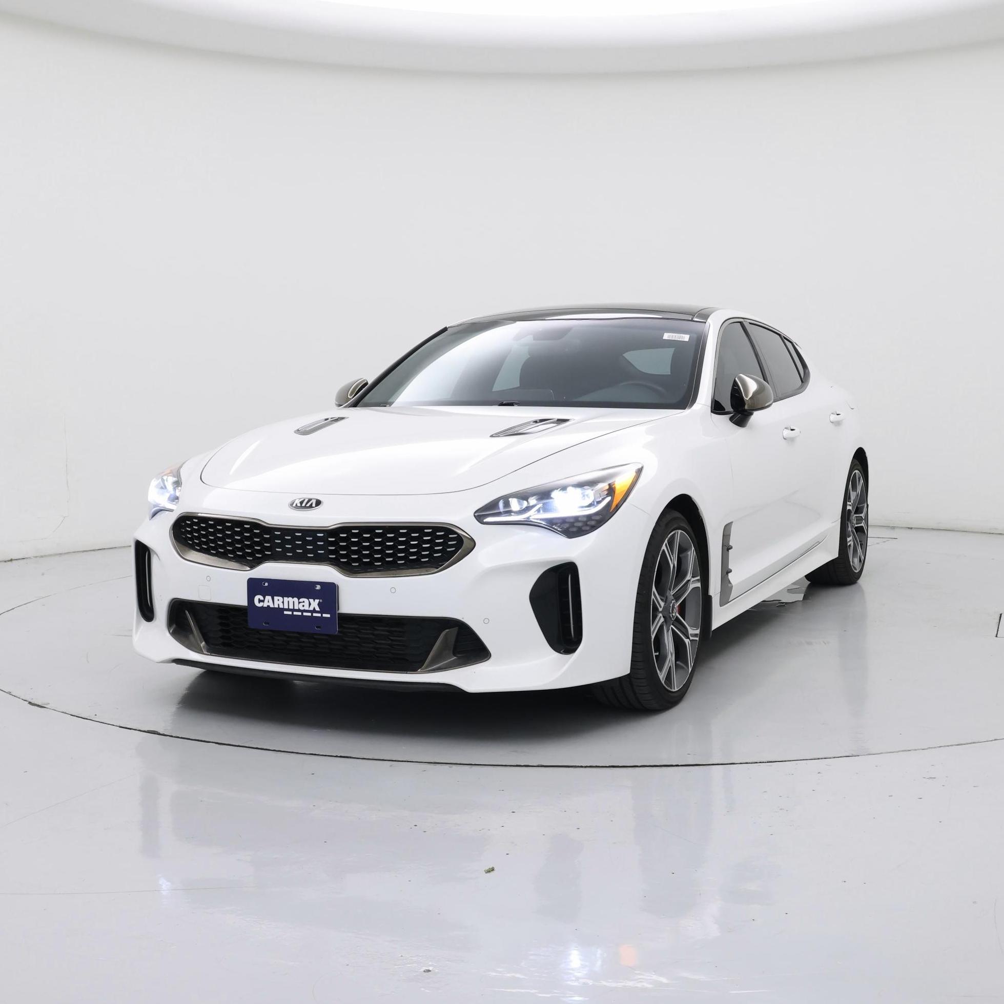 Thumbnail: 2019 Kia Stinger - 4
