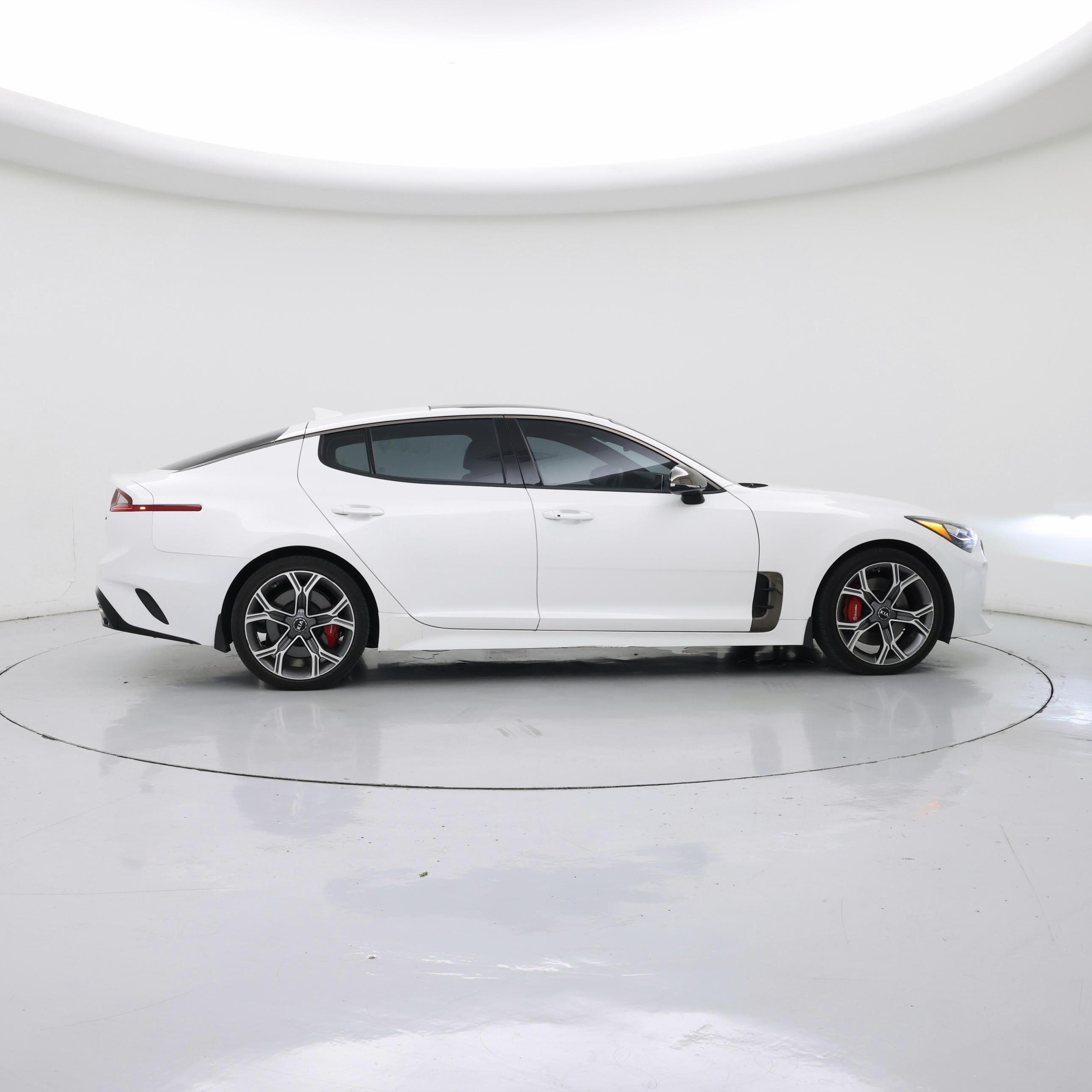Thumbnail: 2019 Kia Stinger - 7