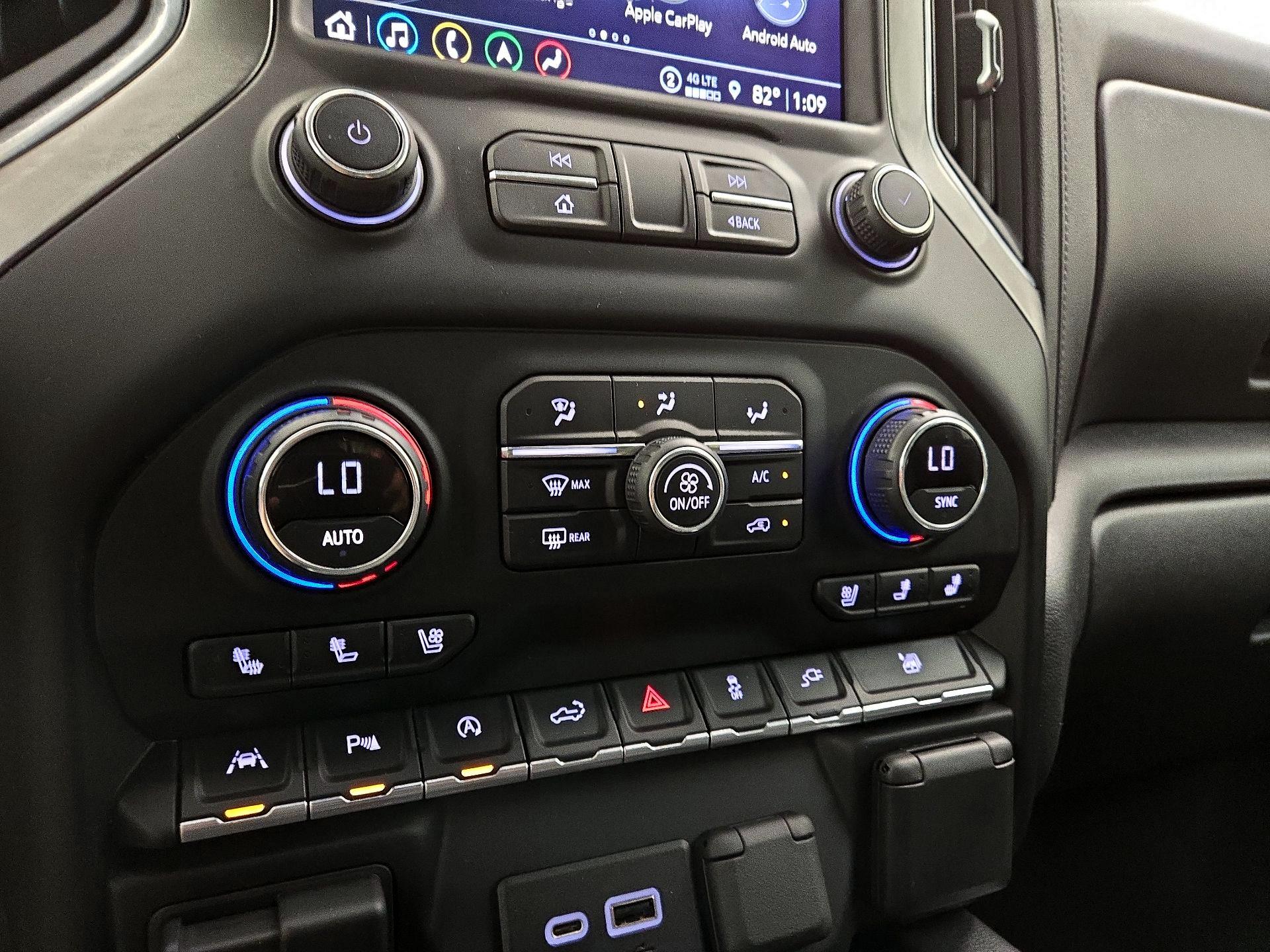 Thumbnail: 2021 Chevrolet Silverado 1500 - 17