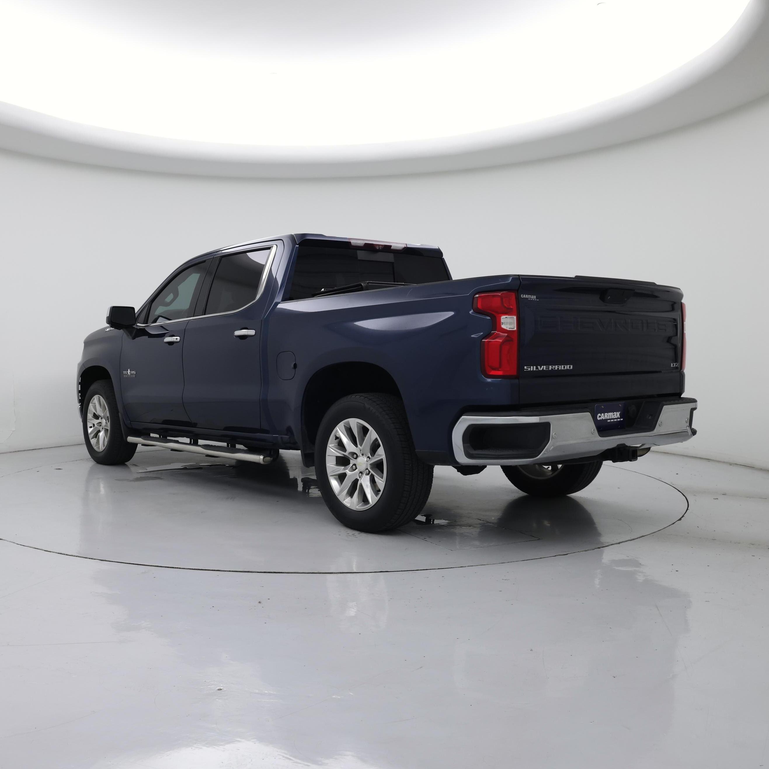 Thumbnail: 2021 Chevrolet Silverado 1500 - 2
