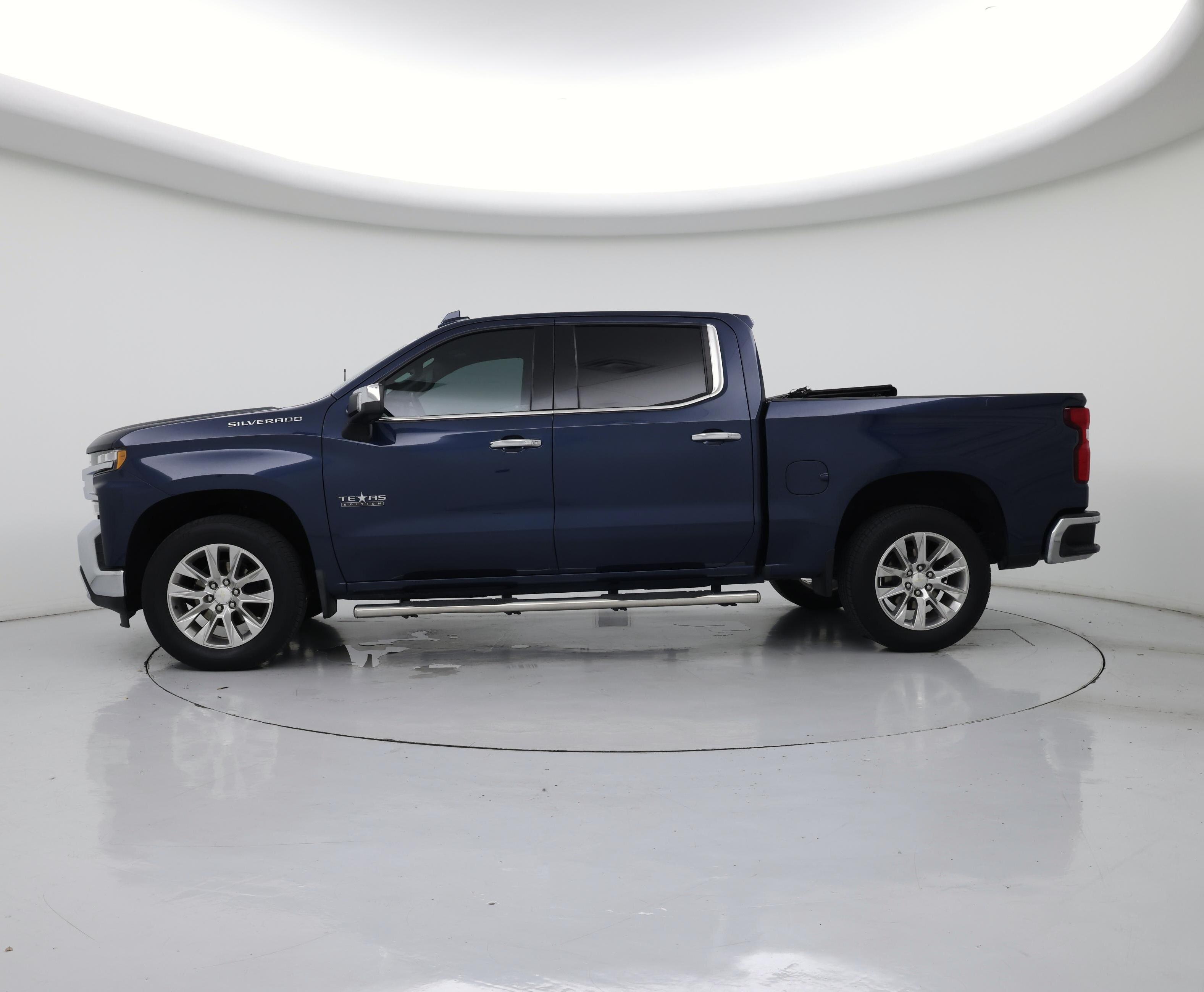 Thumbnail: 2021 Chevrolet Silverado 1500 - 3