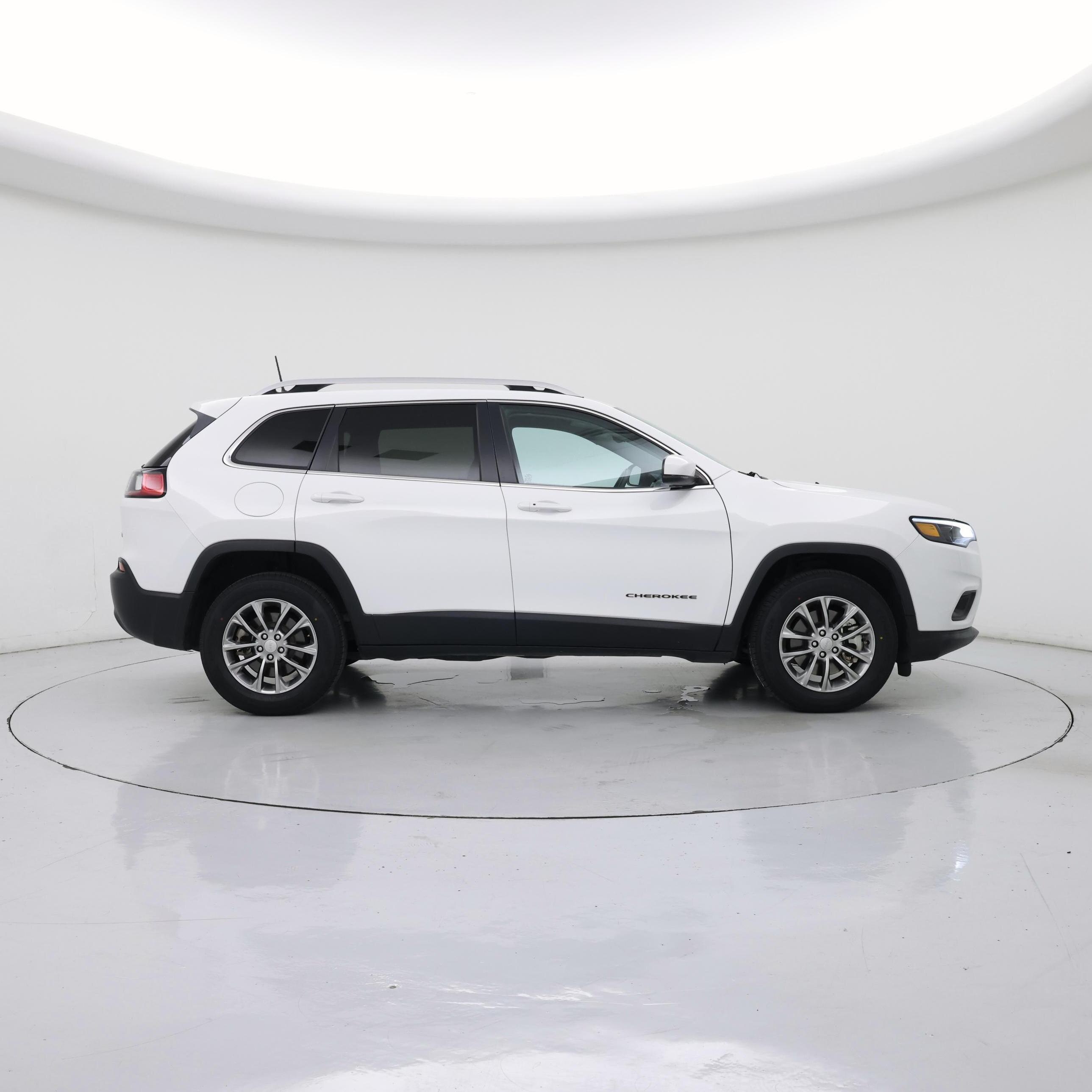 Thumbnail: 2021 Jeep Cherokee - 7